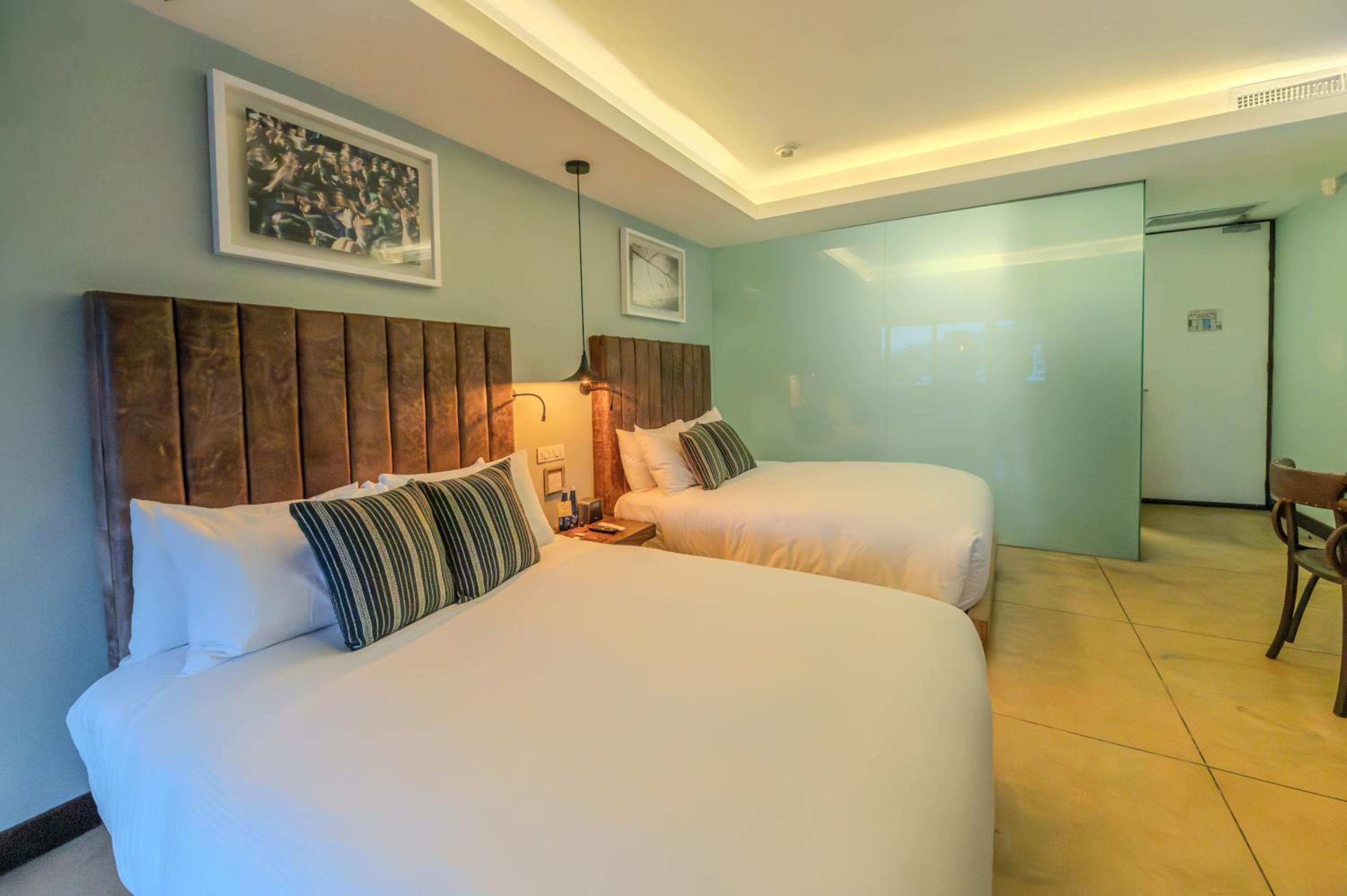 Twin Junior Suite photo 3