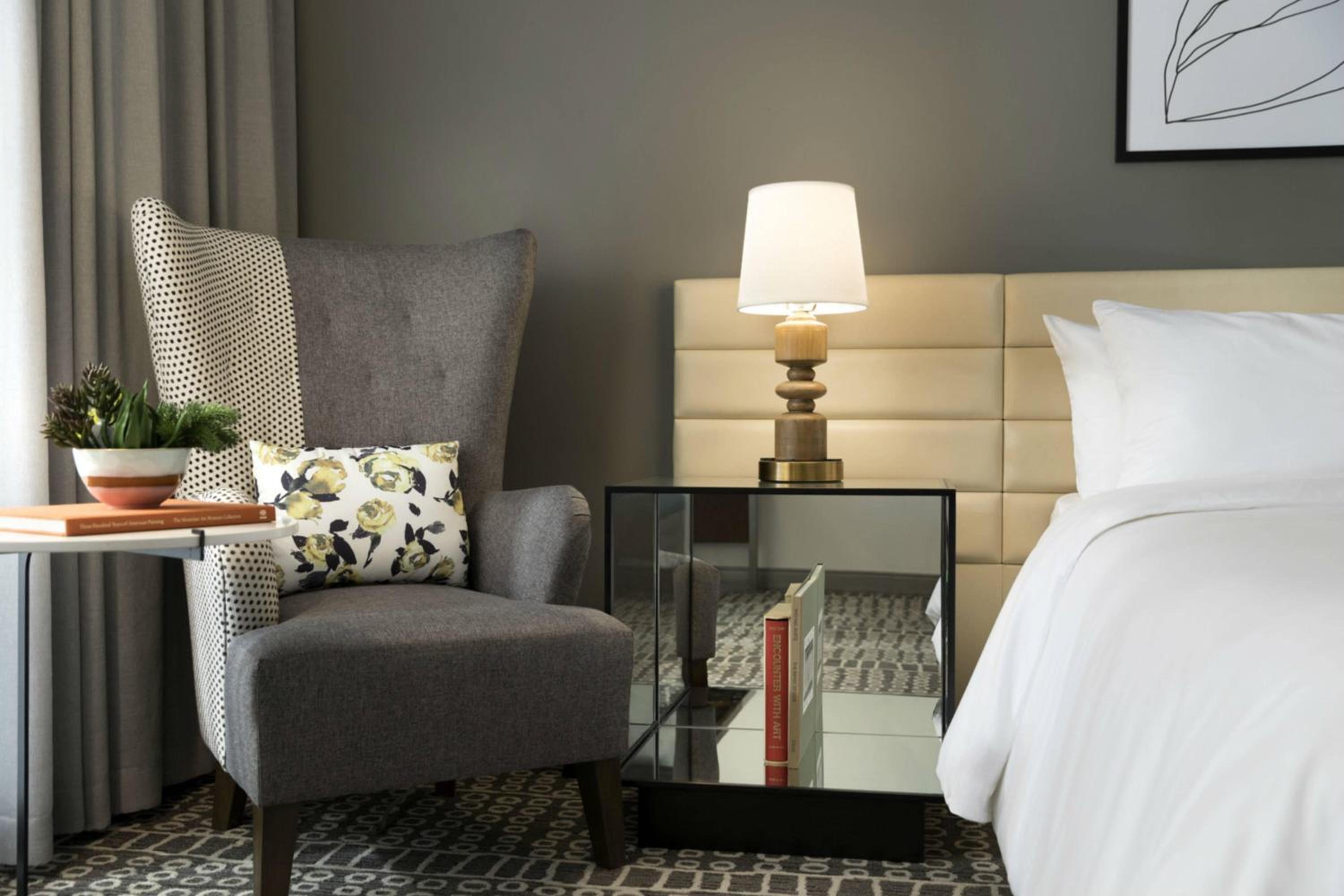 King Guest Room photo 2
