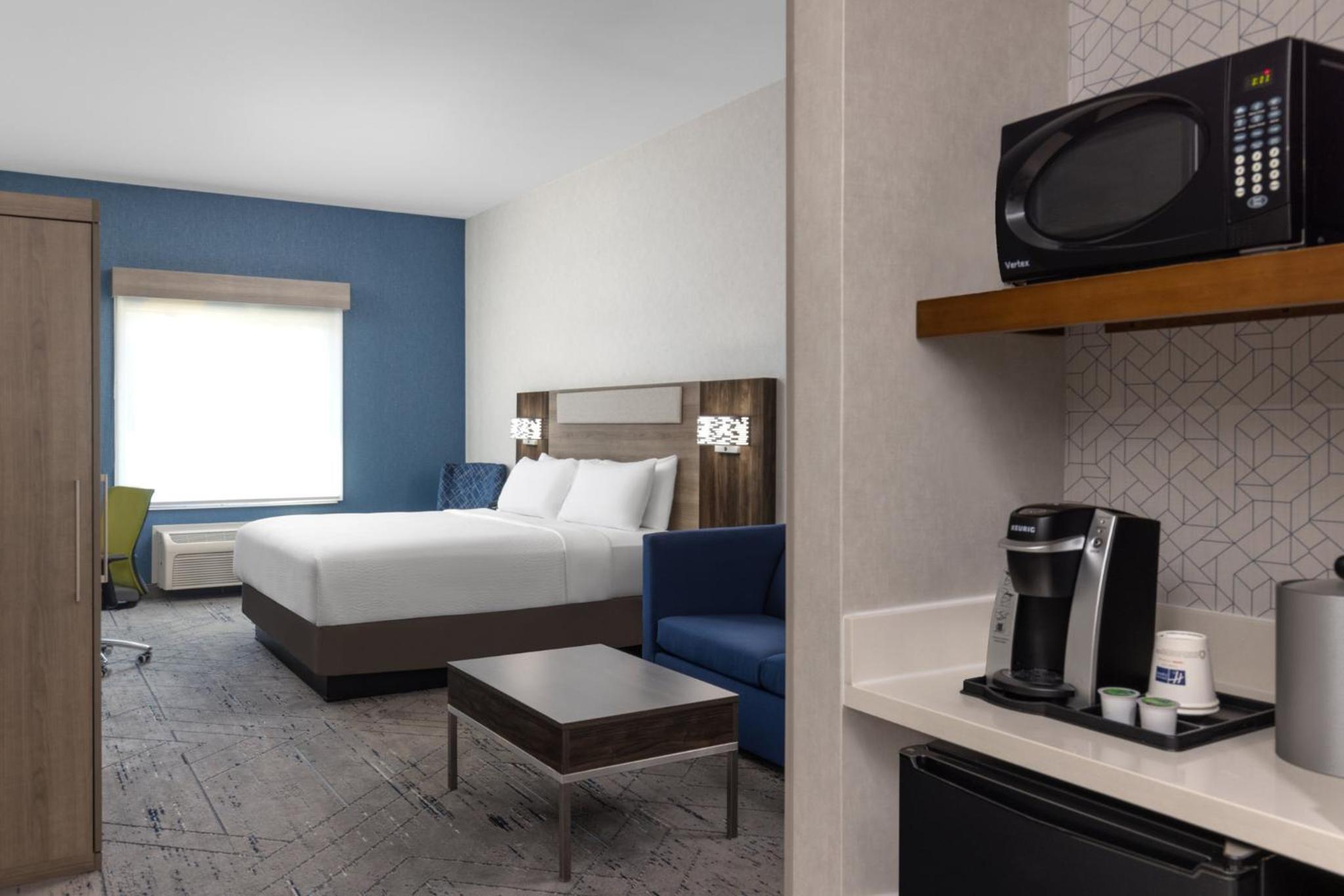King Suite - Photo 4