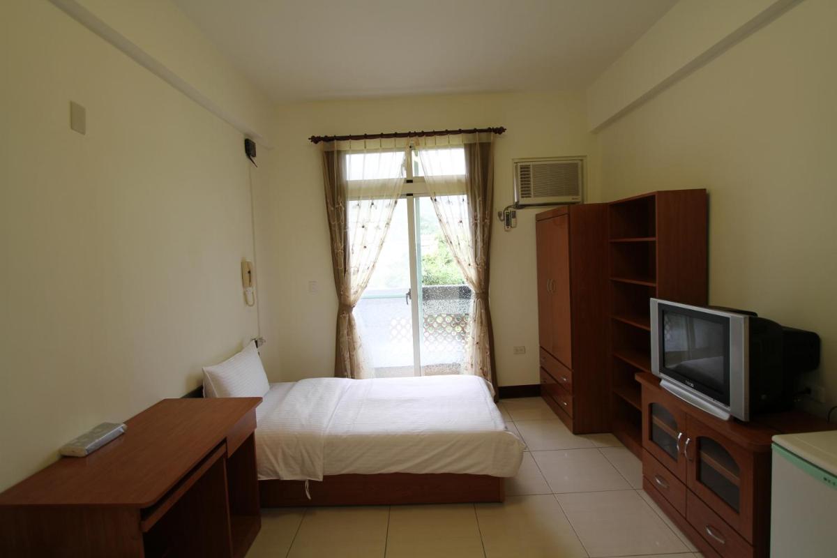 Twin Room with Mountain View photo 3