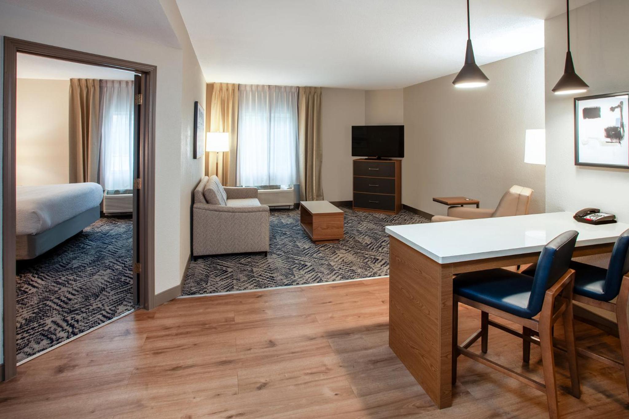 One-Bedroom Suite