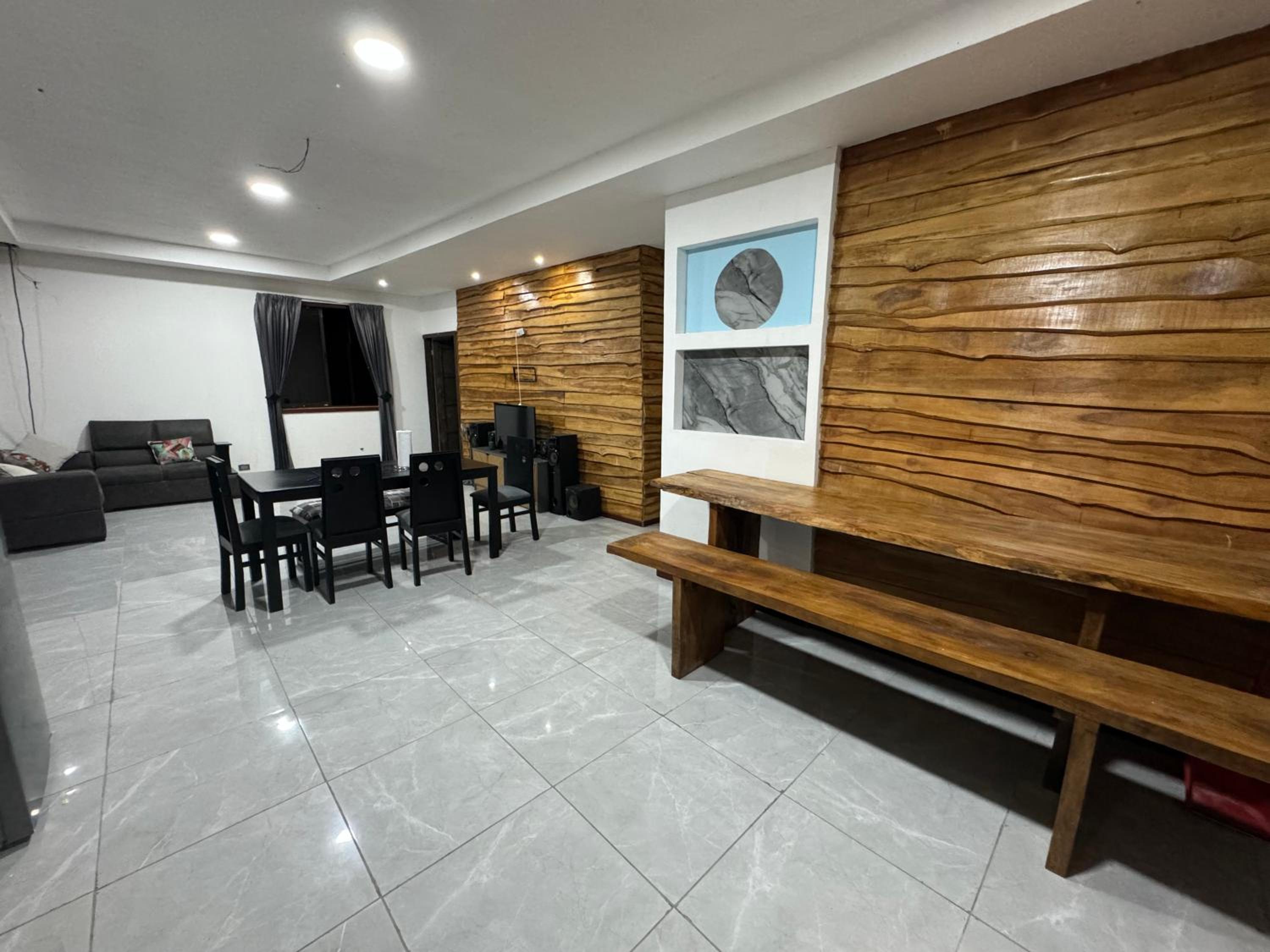Three-Bedroom Villa photo 1