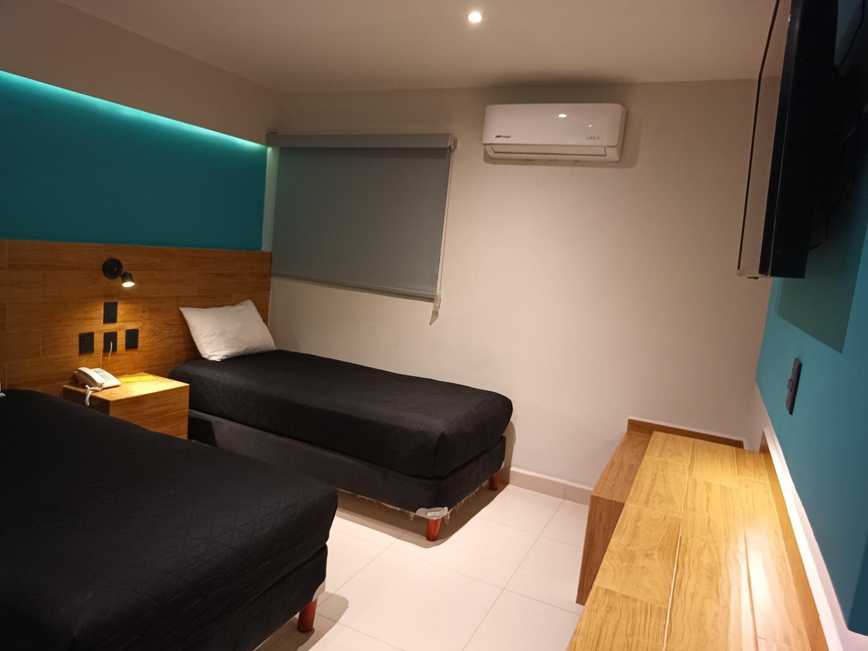 Double Room - Photo 2