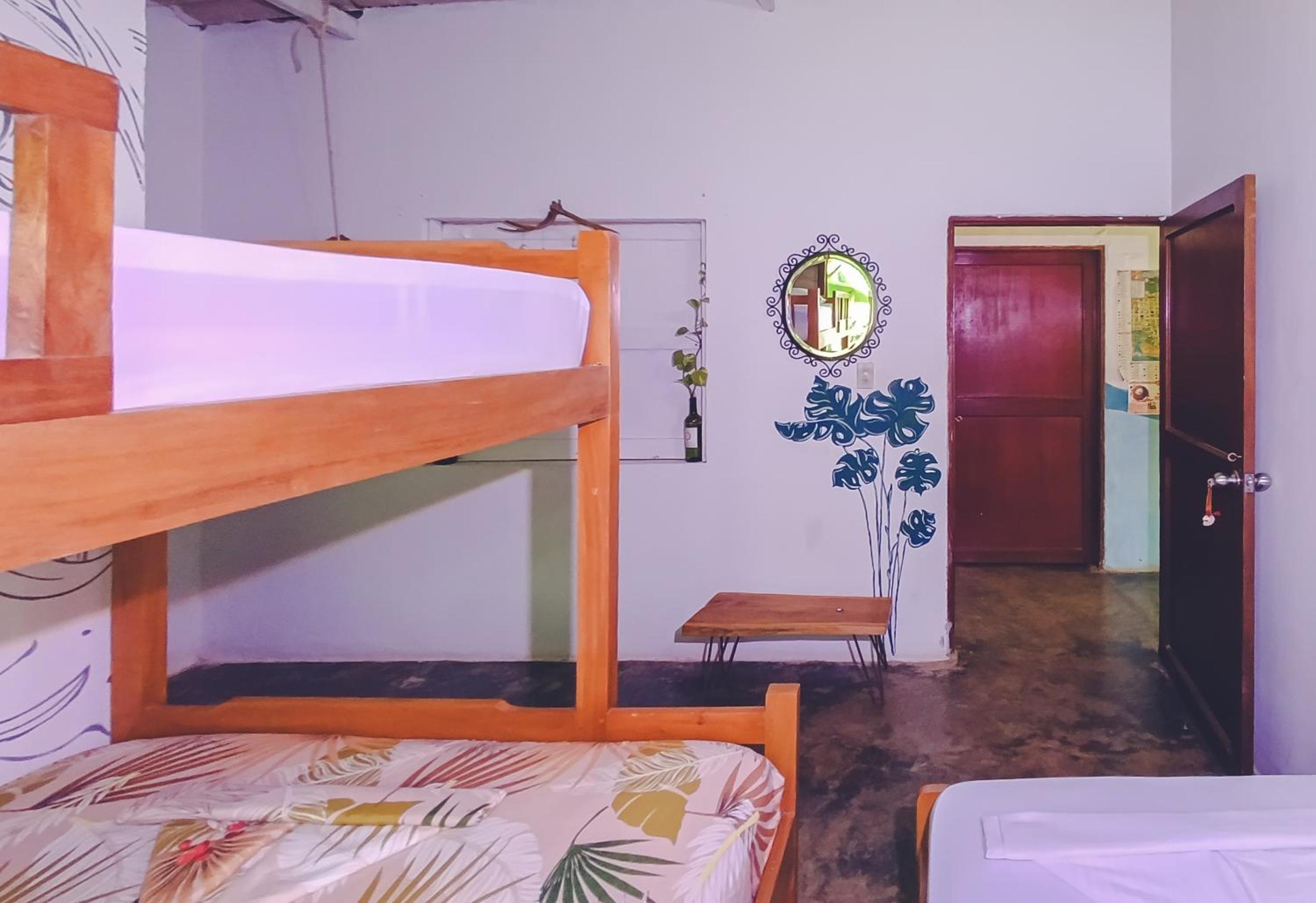 Quadruple Room With Private Bathroom photo 1