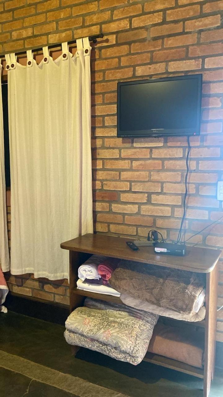 Family Room photo 3