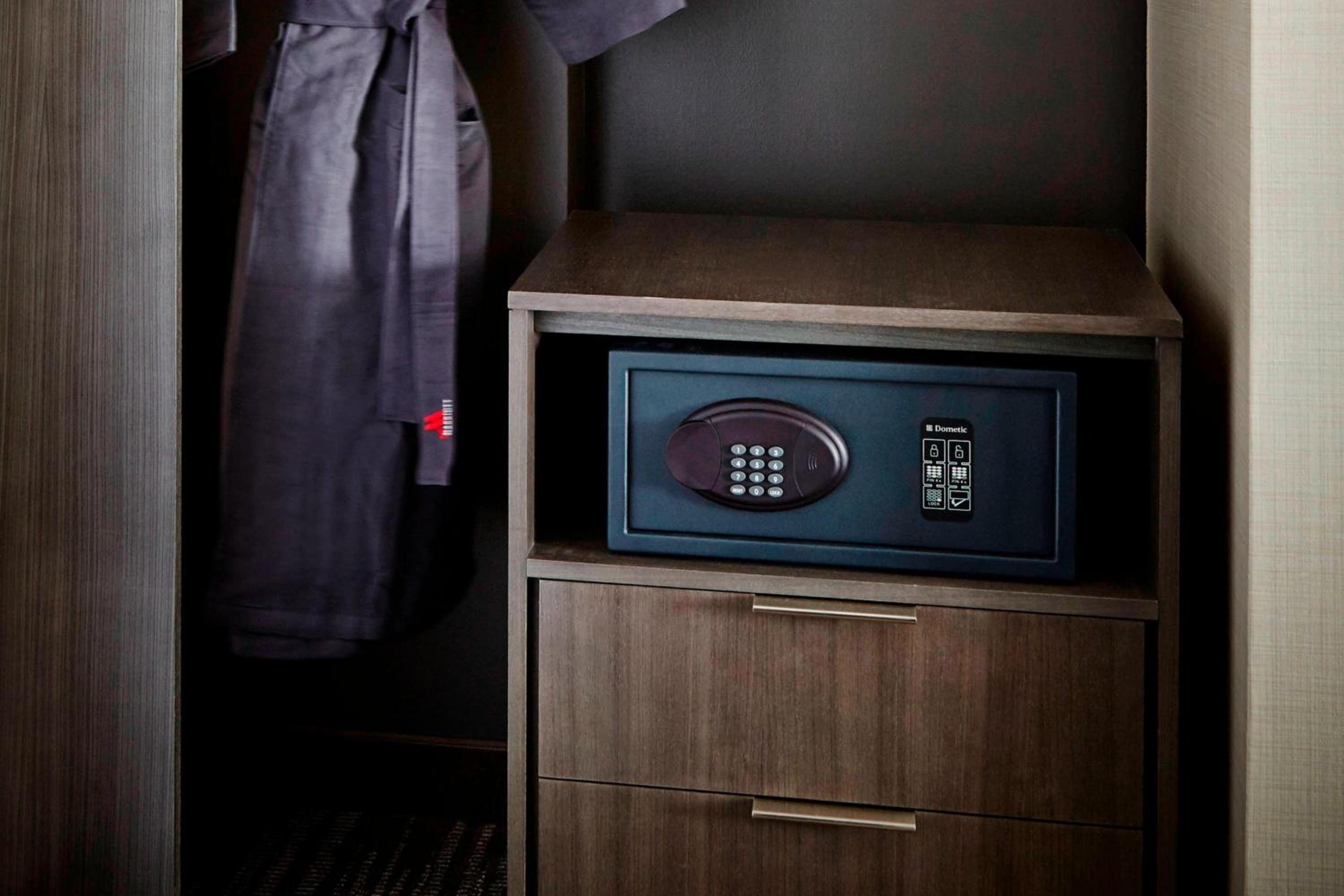 Guest Room King  - Photo 2