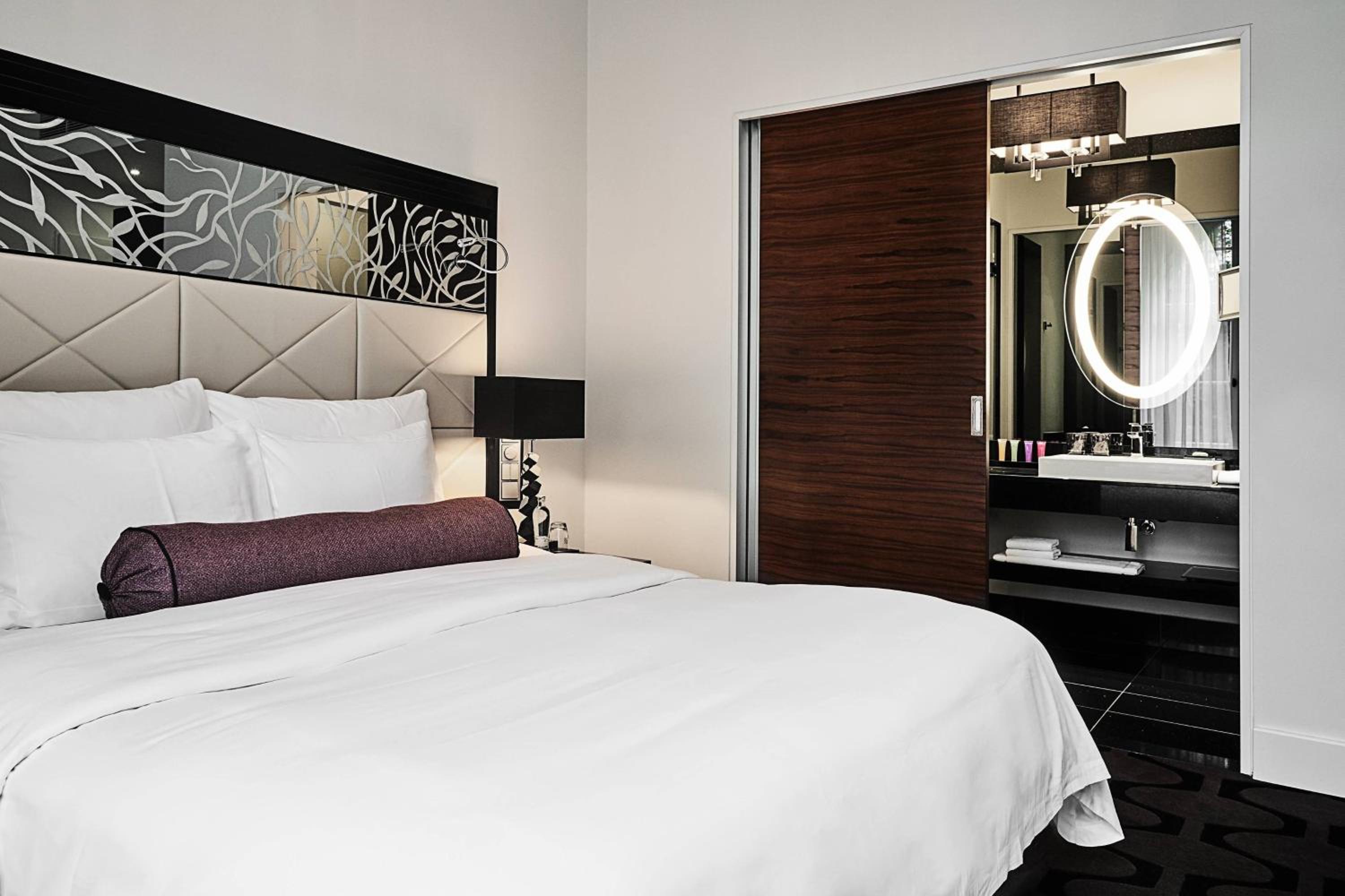 Superior Room, 1 King