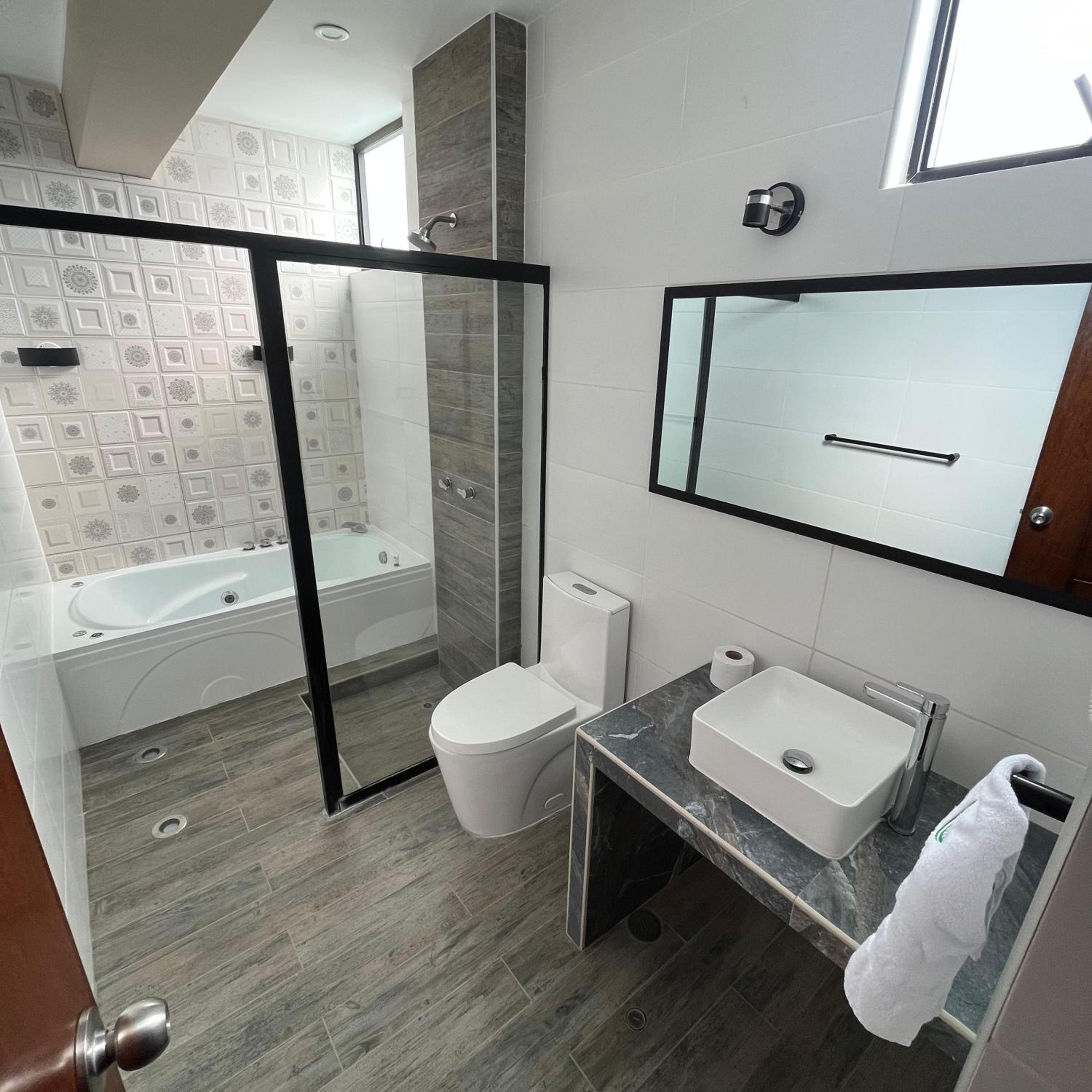 King Room with Spa Bath photo 2