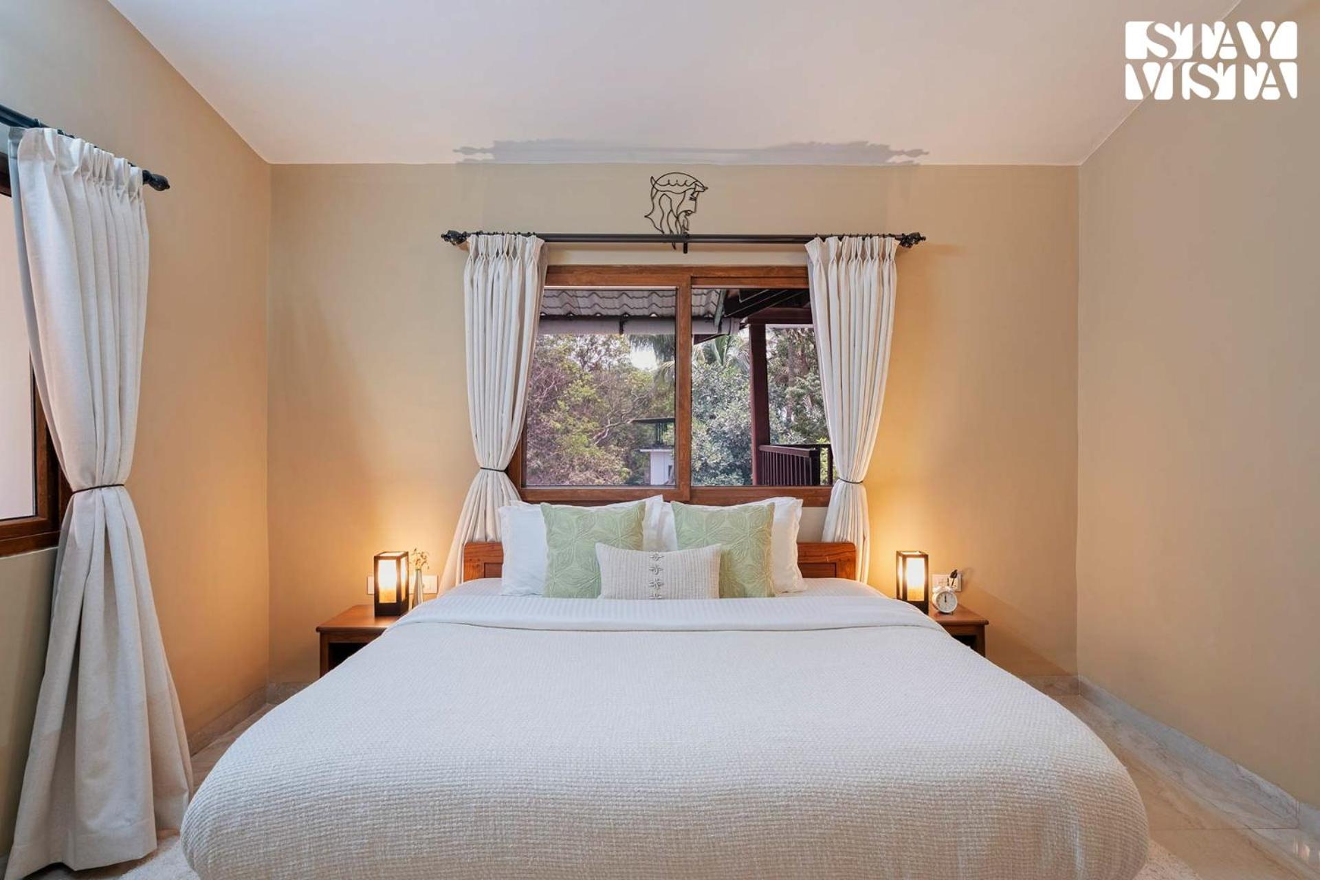 Villa photo 1