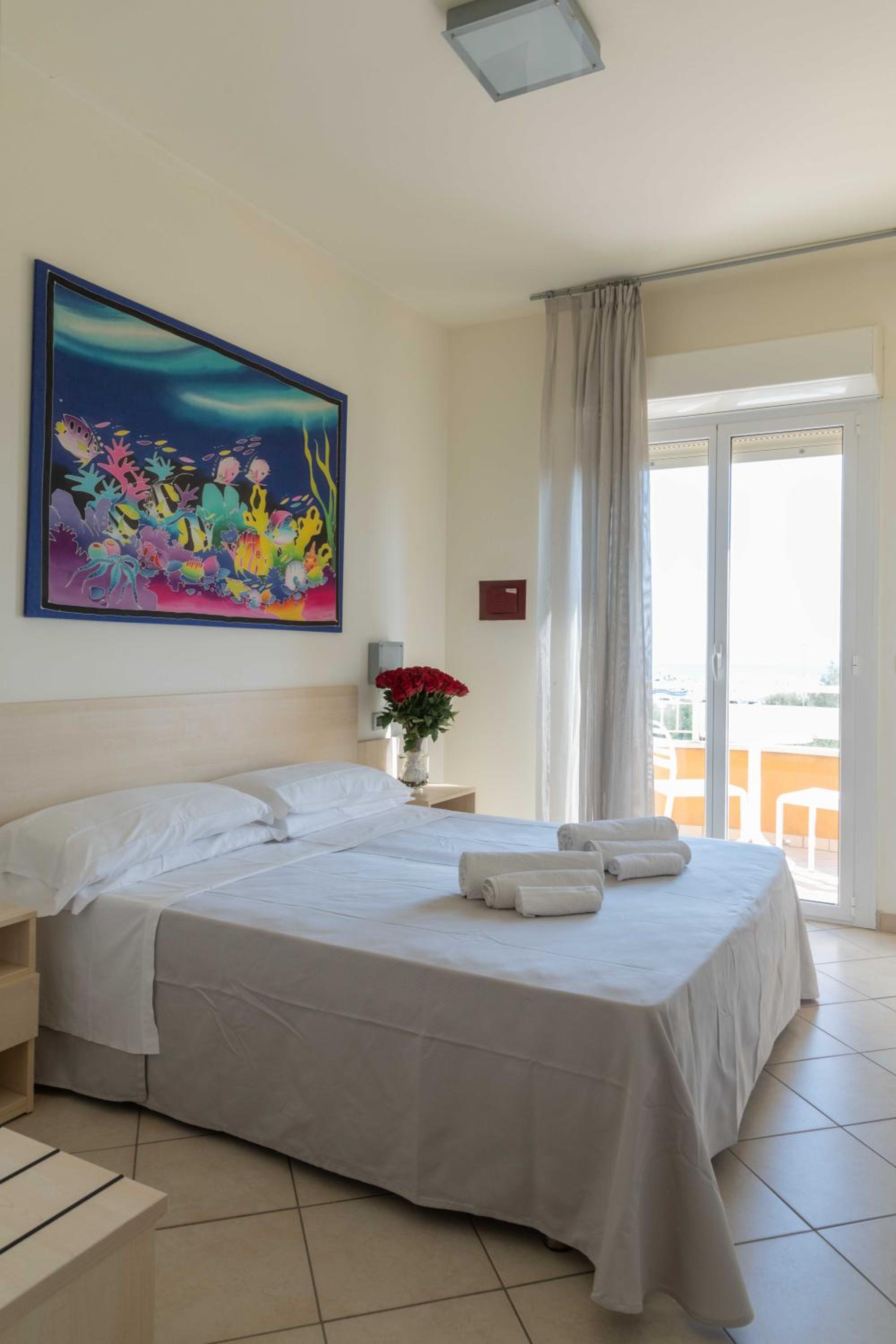 Double Room with Balcony and Sea View photo 1