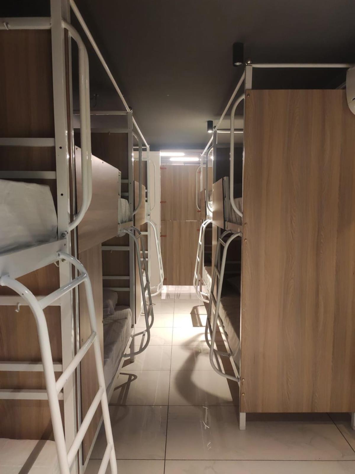 Bed In 10-Bed Mixed Dormitory Room photo 2