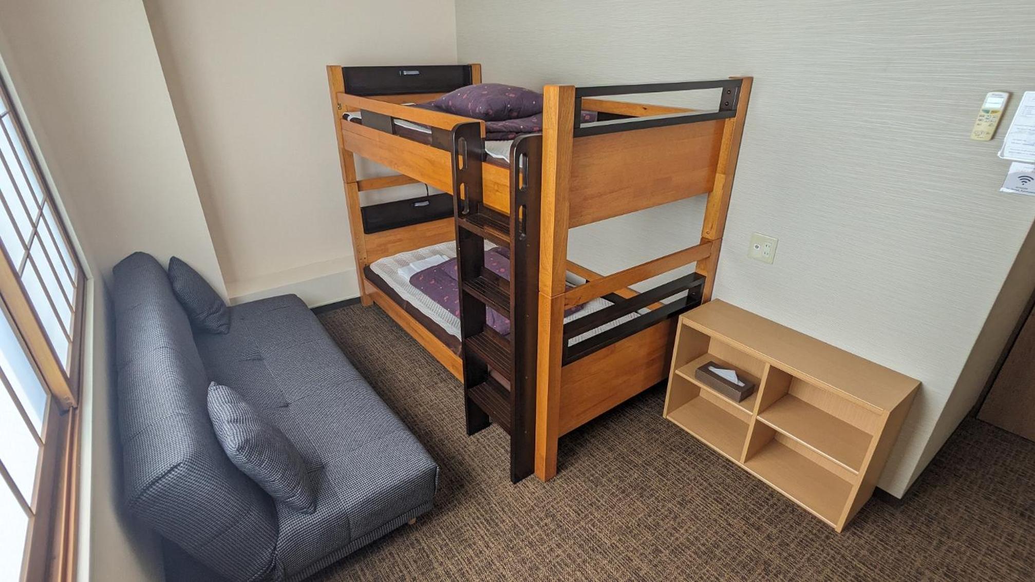 Budget Twin Room photo 1