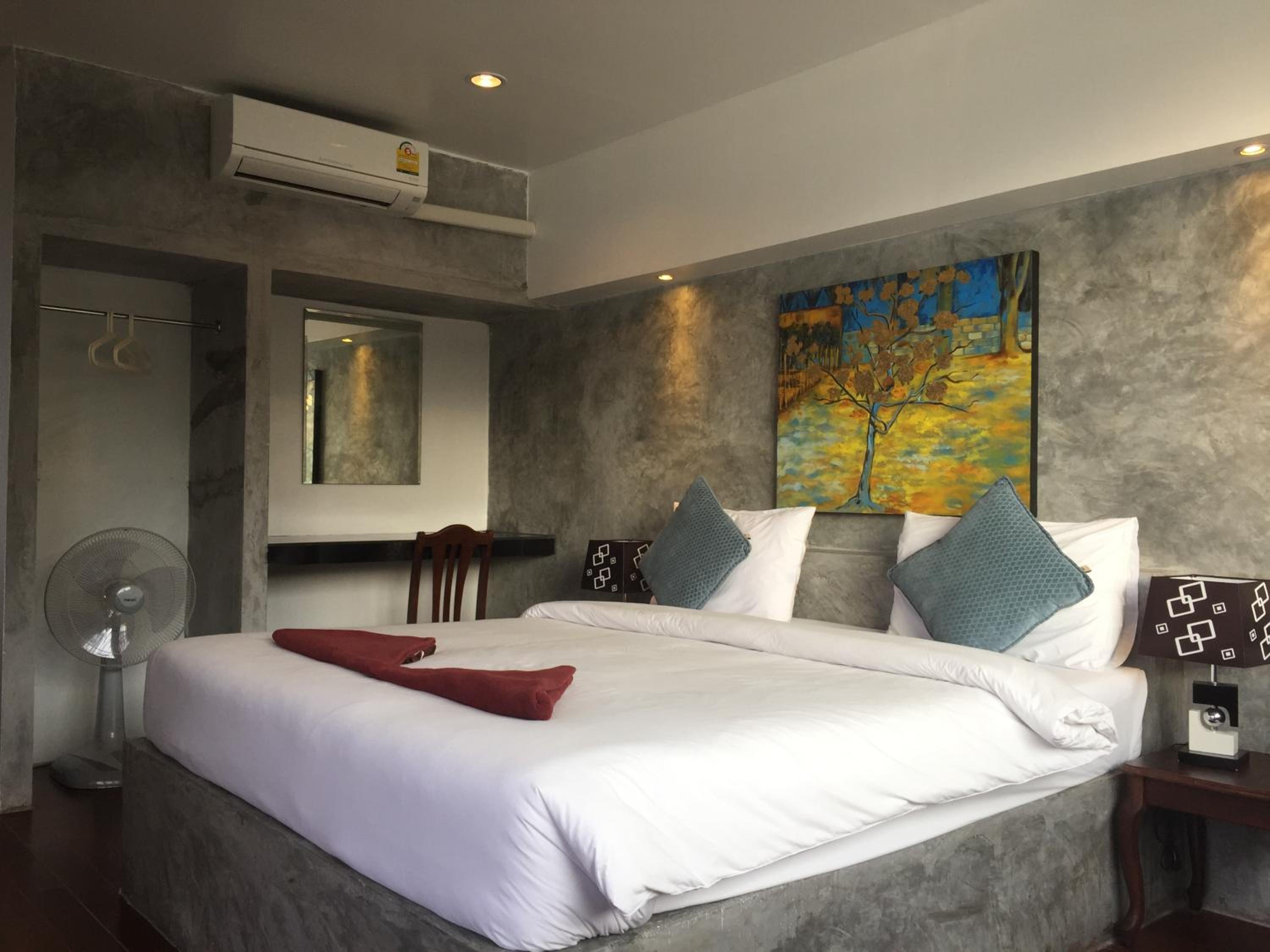 Superior Double Room with Balcony