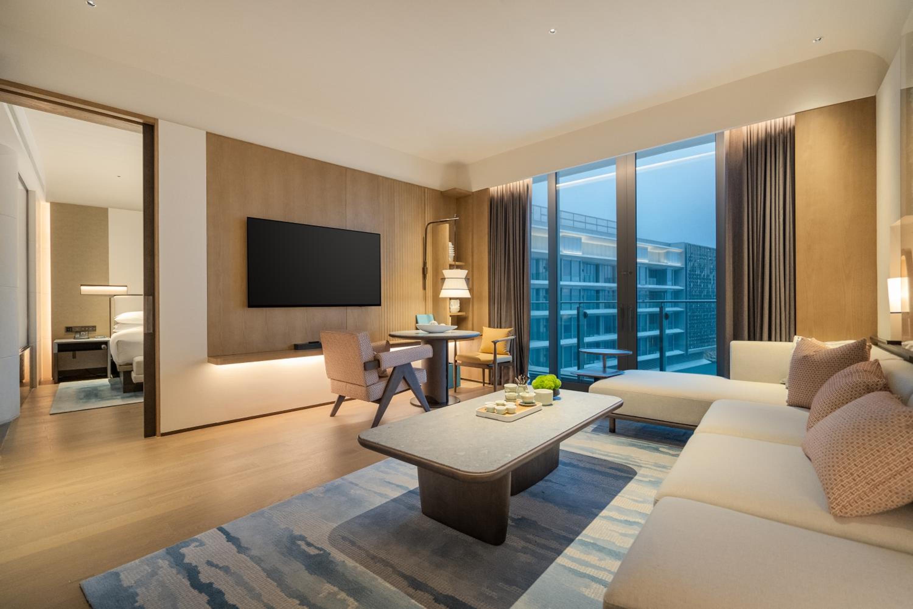 Premier Suite with Ocean View photo 3