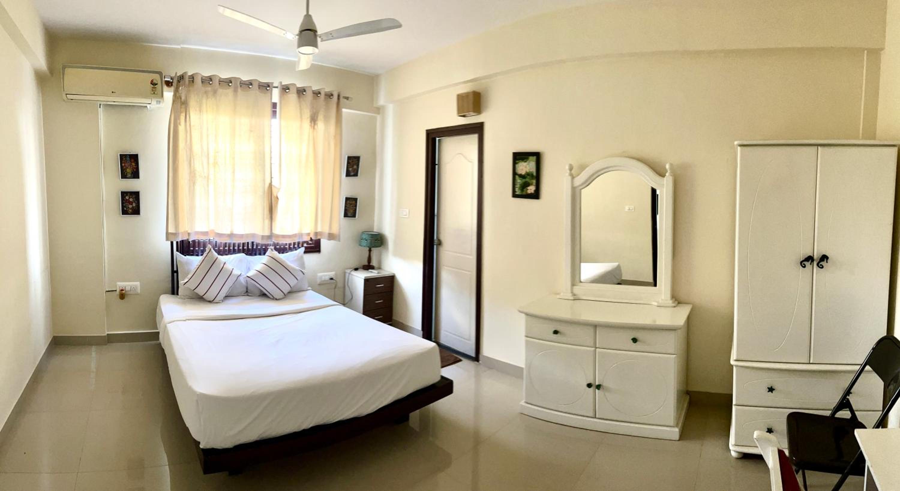 Two-Bedroom Apartment - Photo 10