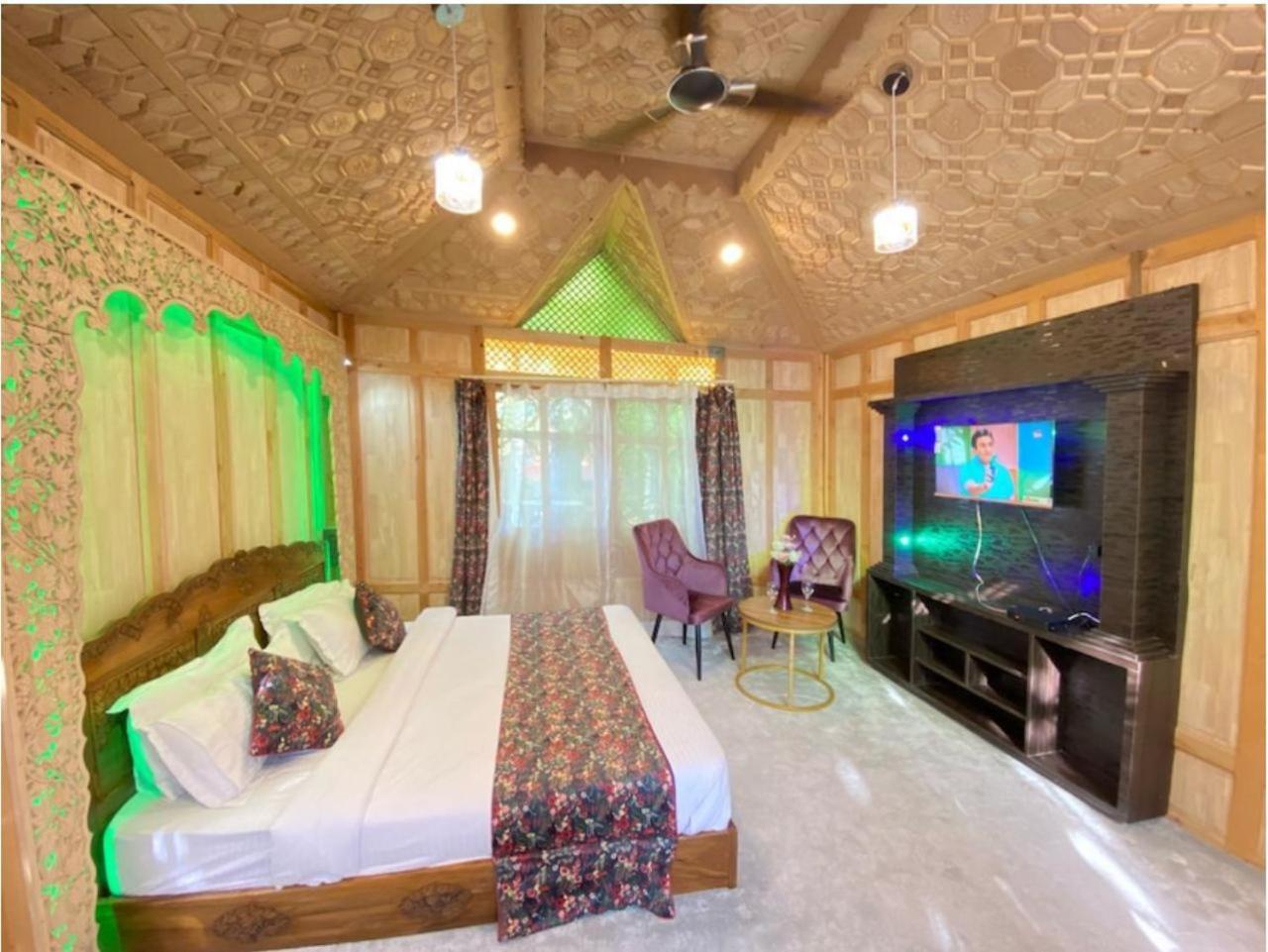 Executive Suite photo 3