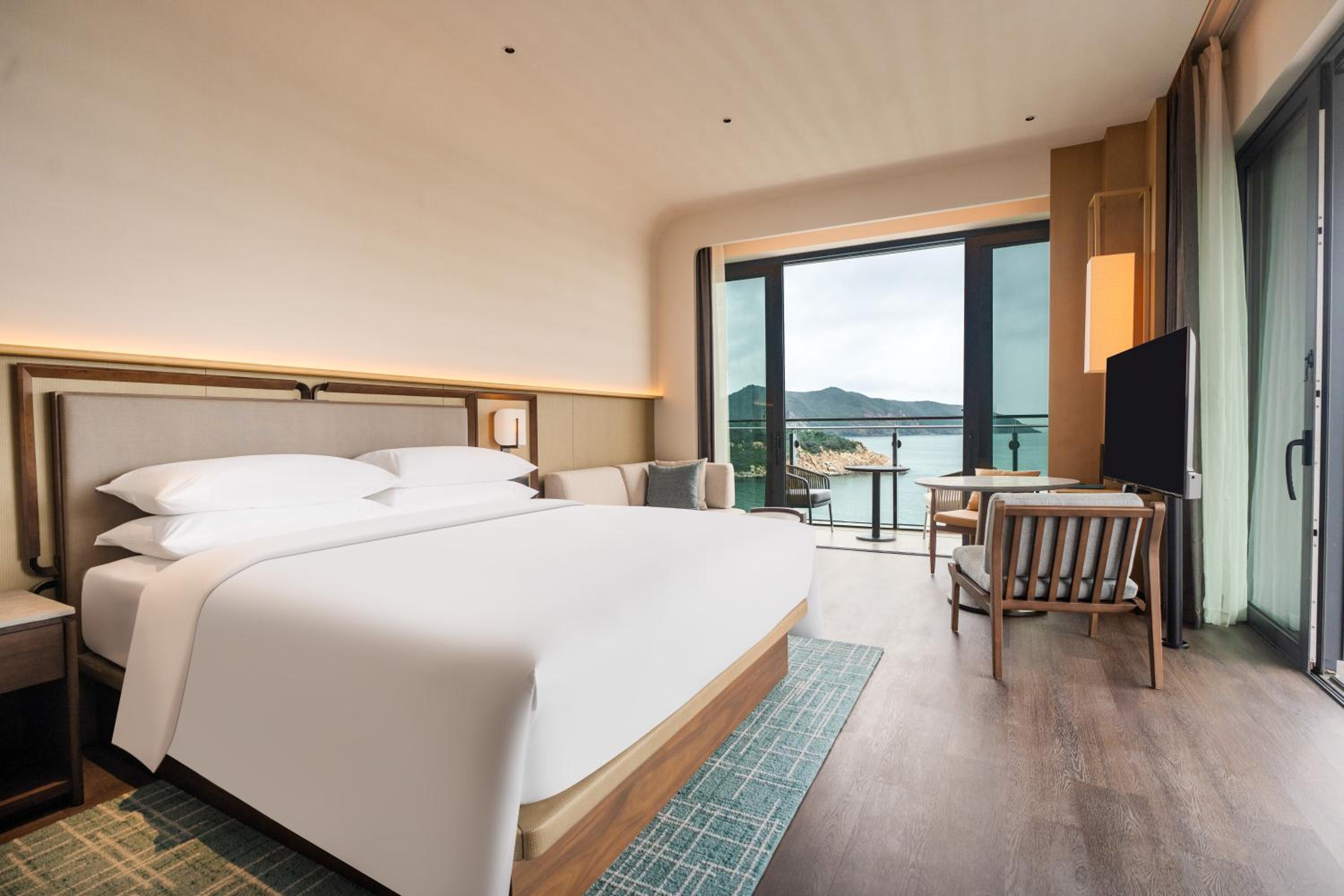 Scenic King with Ocean View and Terrace