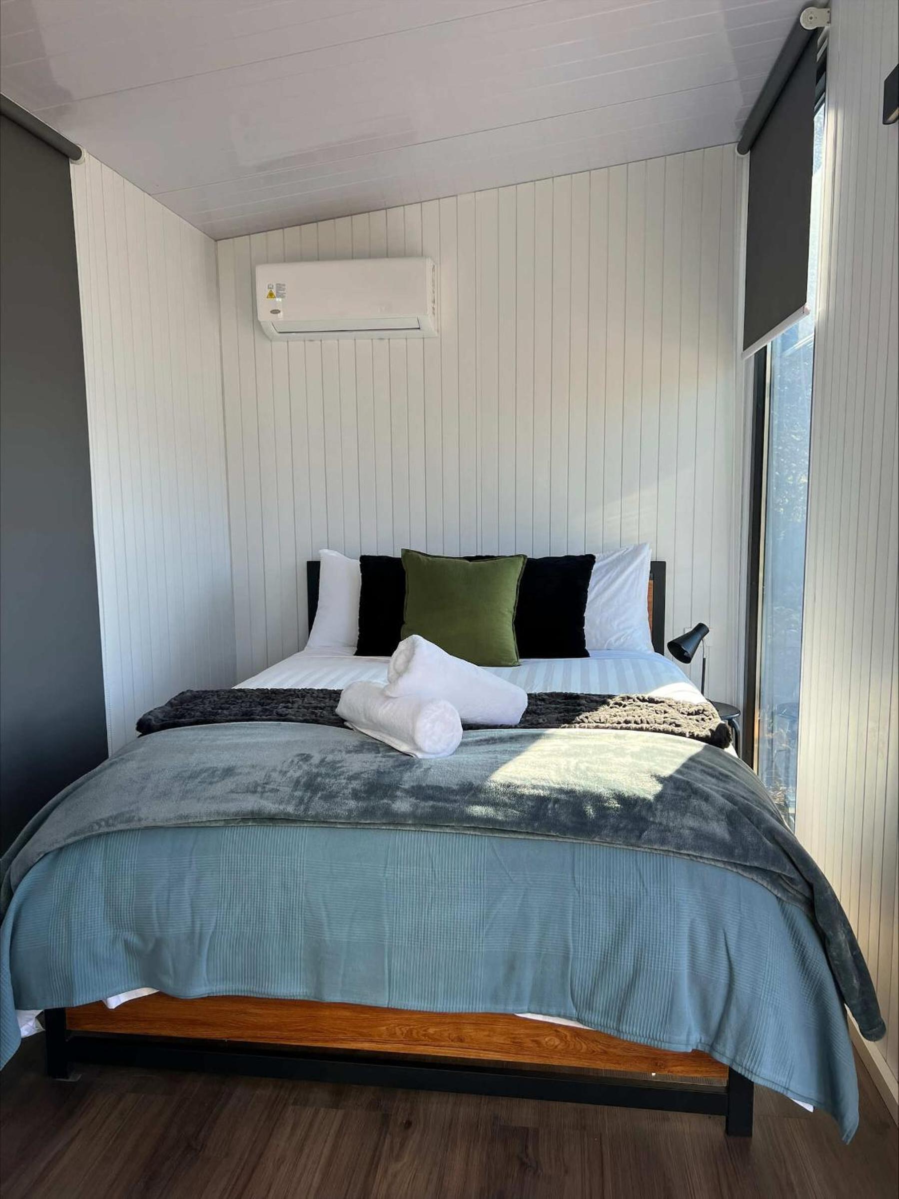 Mobile Home photo 1