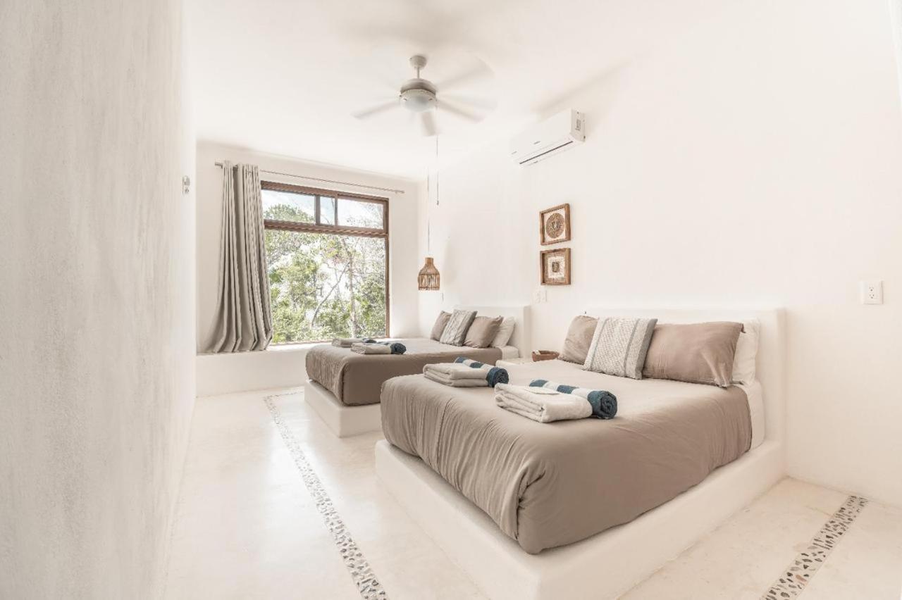 Villa photo 1