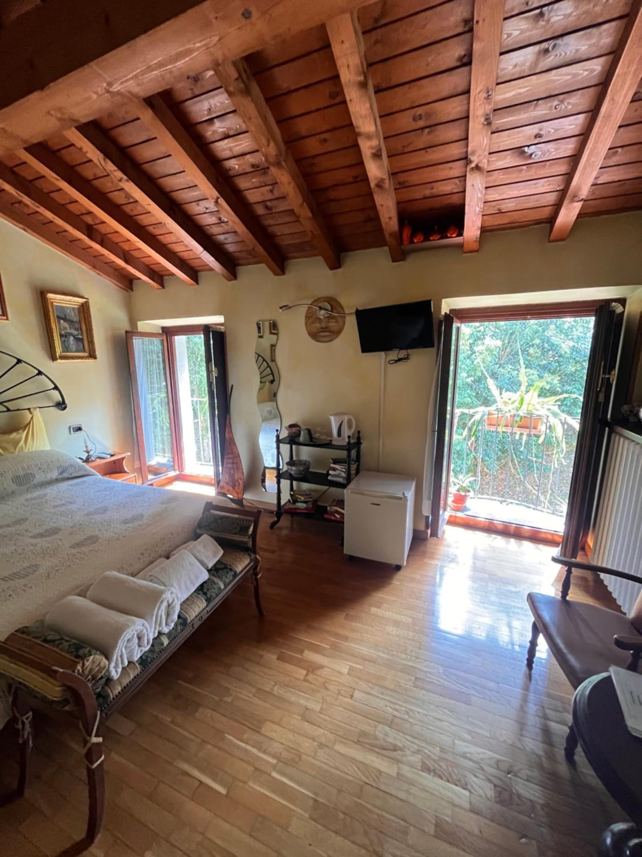 Two Connecting Double Rooms - Photo 8