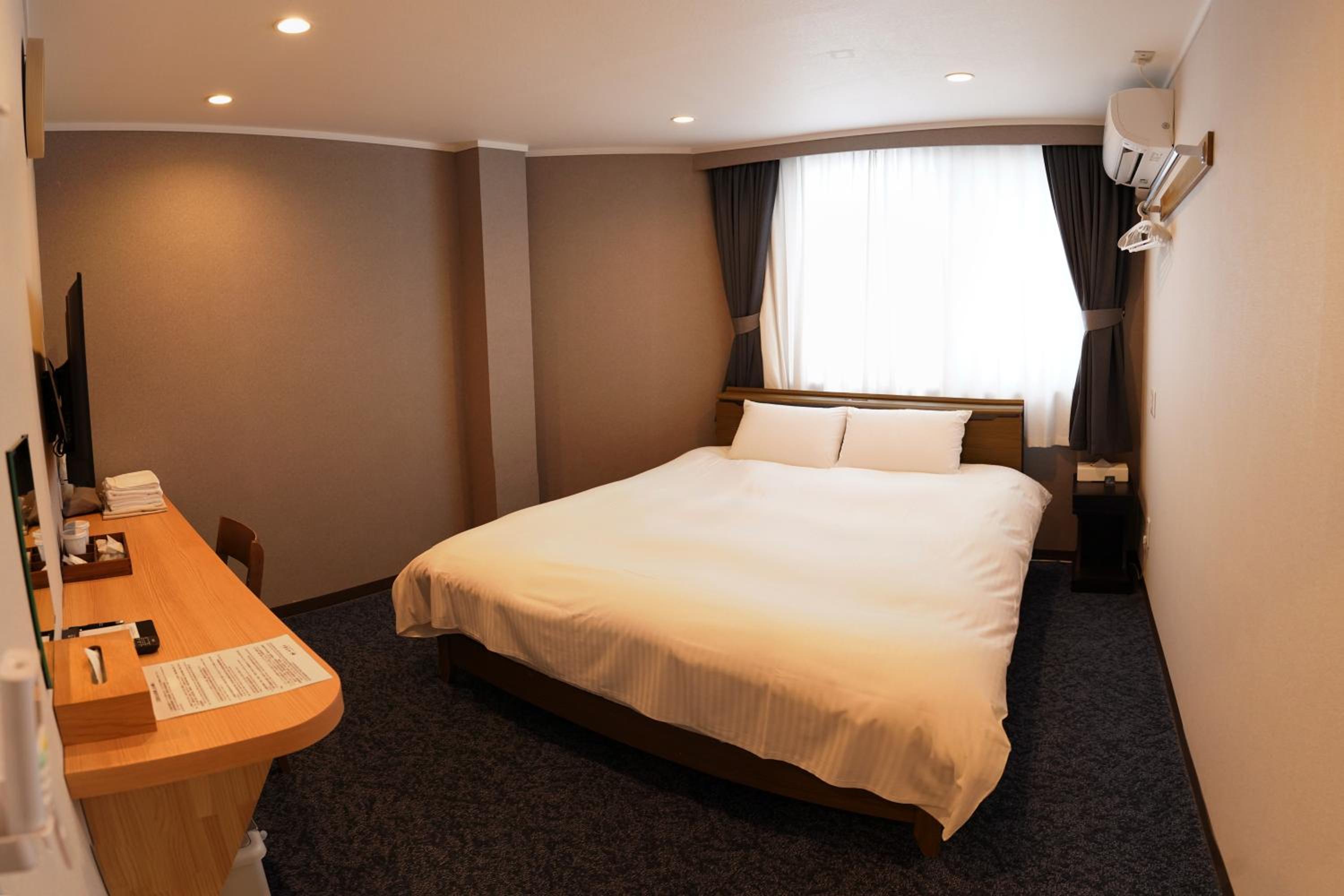 Double Room with Shared Toilet photo 1
