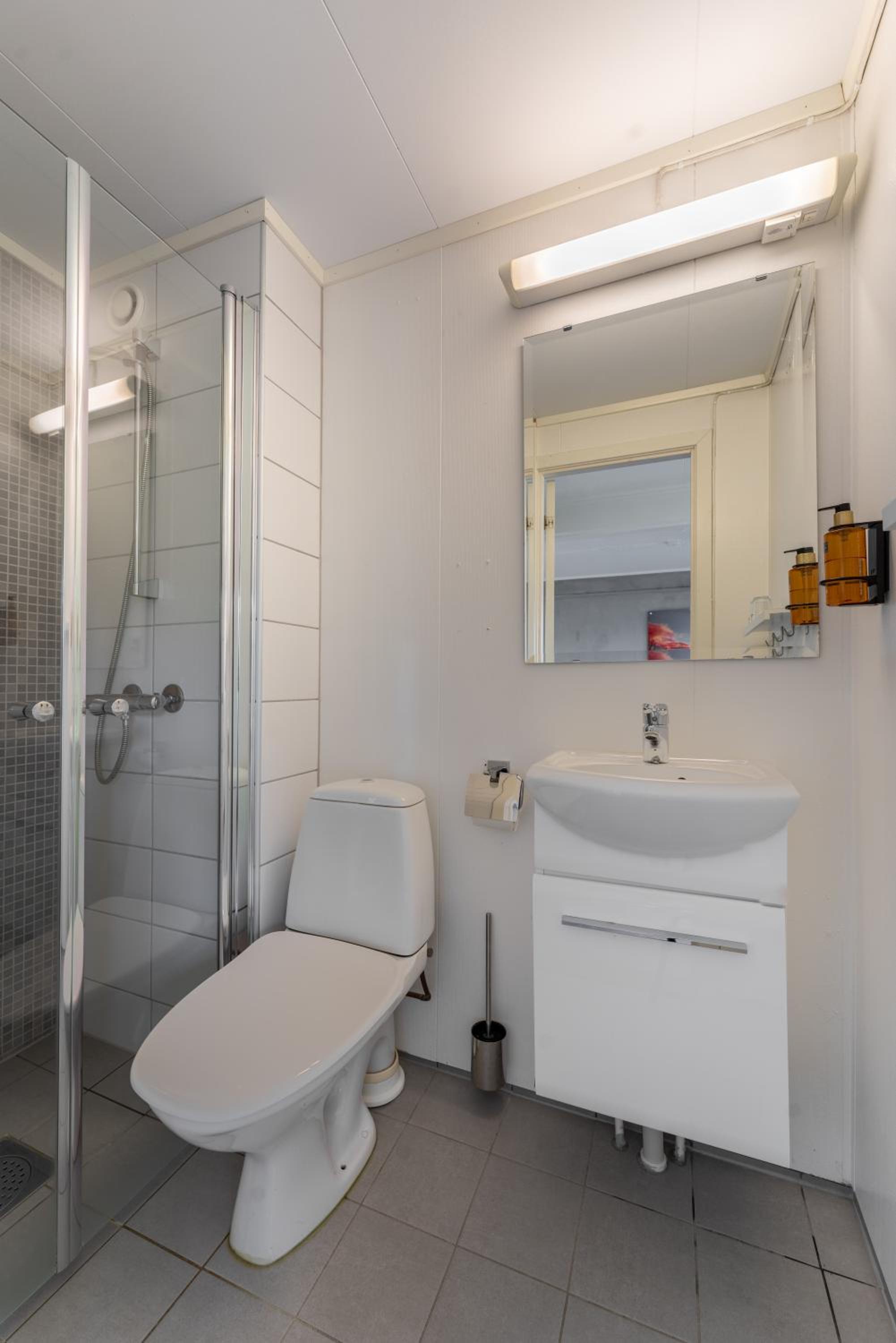 Double Room - Photo 12