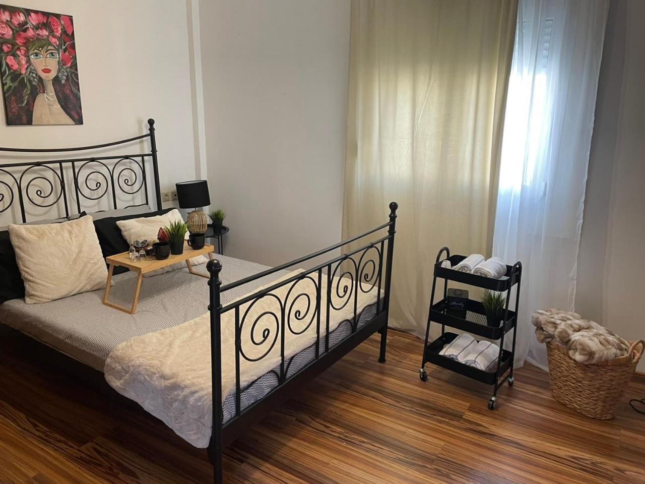 One-Bedroom Apartment - Photo 7