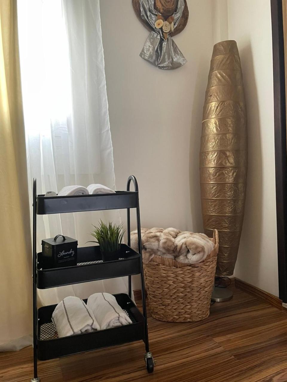 One-Bedroom Apartment - Photo 9