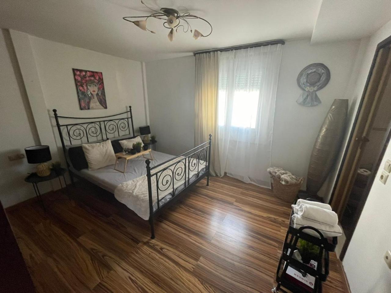 One-Bedroom Apartment - Photo 36