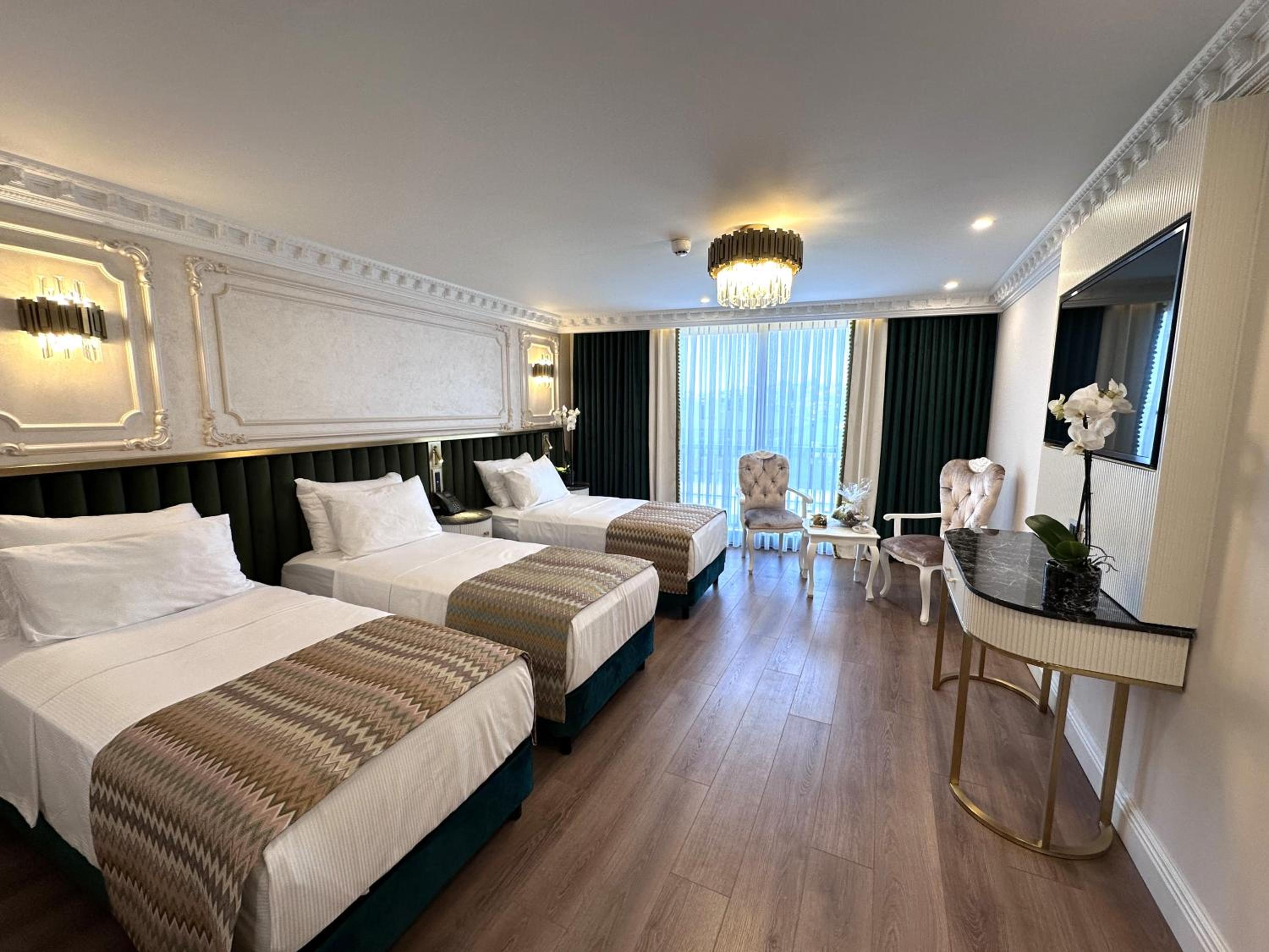 Standard Triple Room photo 3