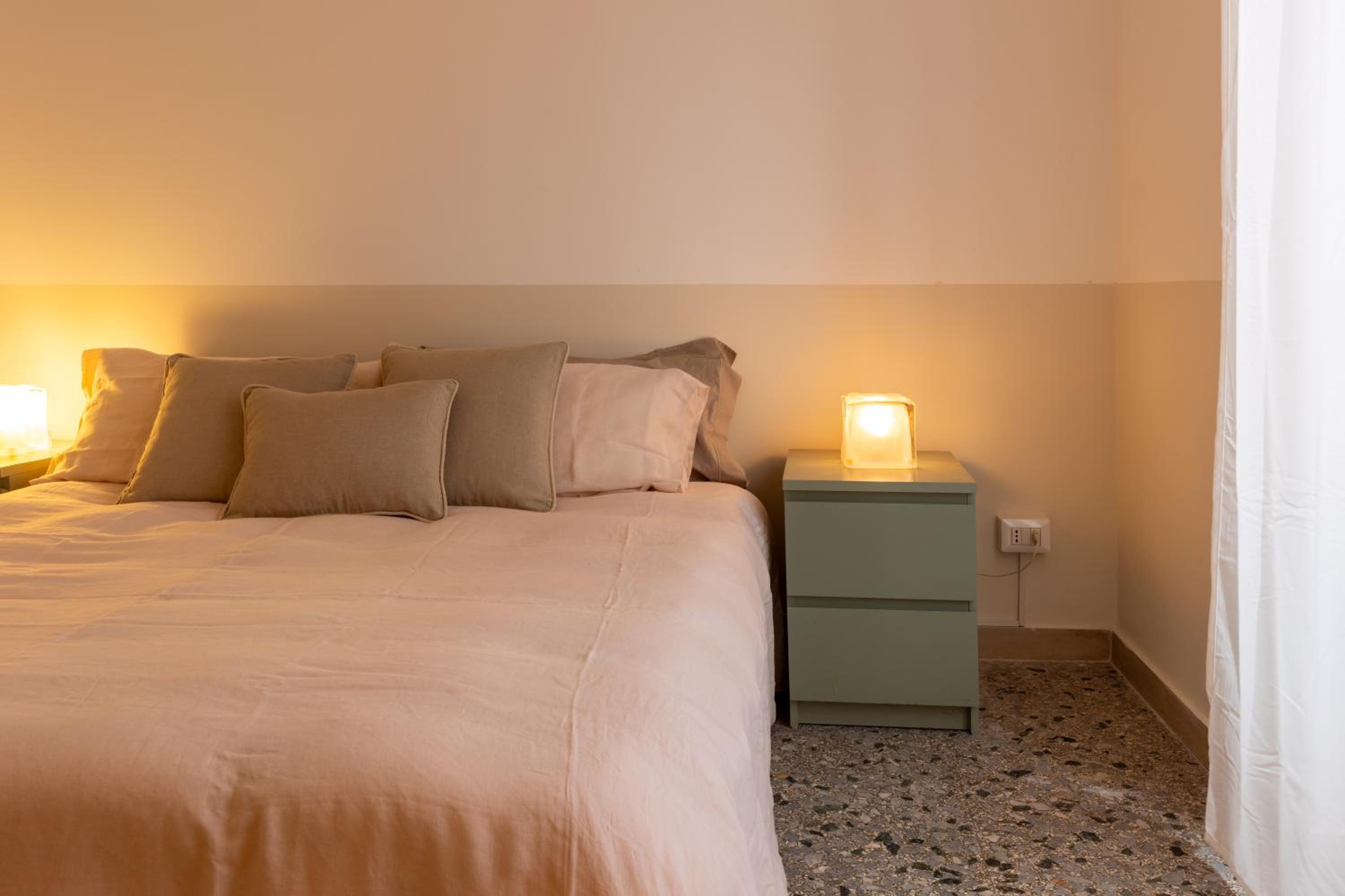 Deluxe One-Bedroom Apartment with City View