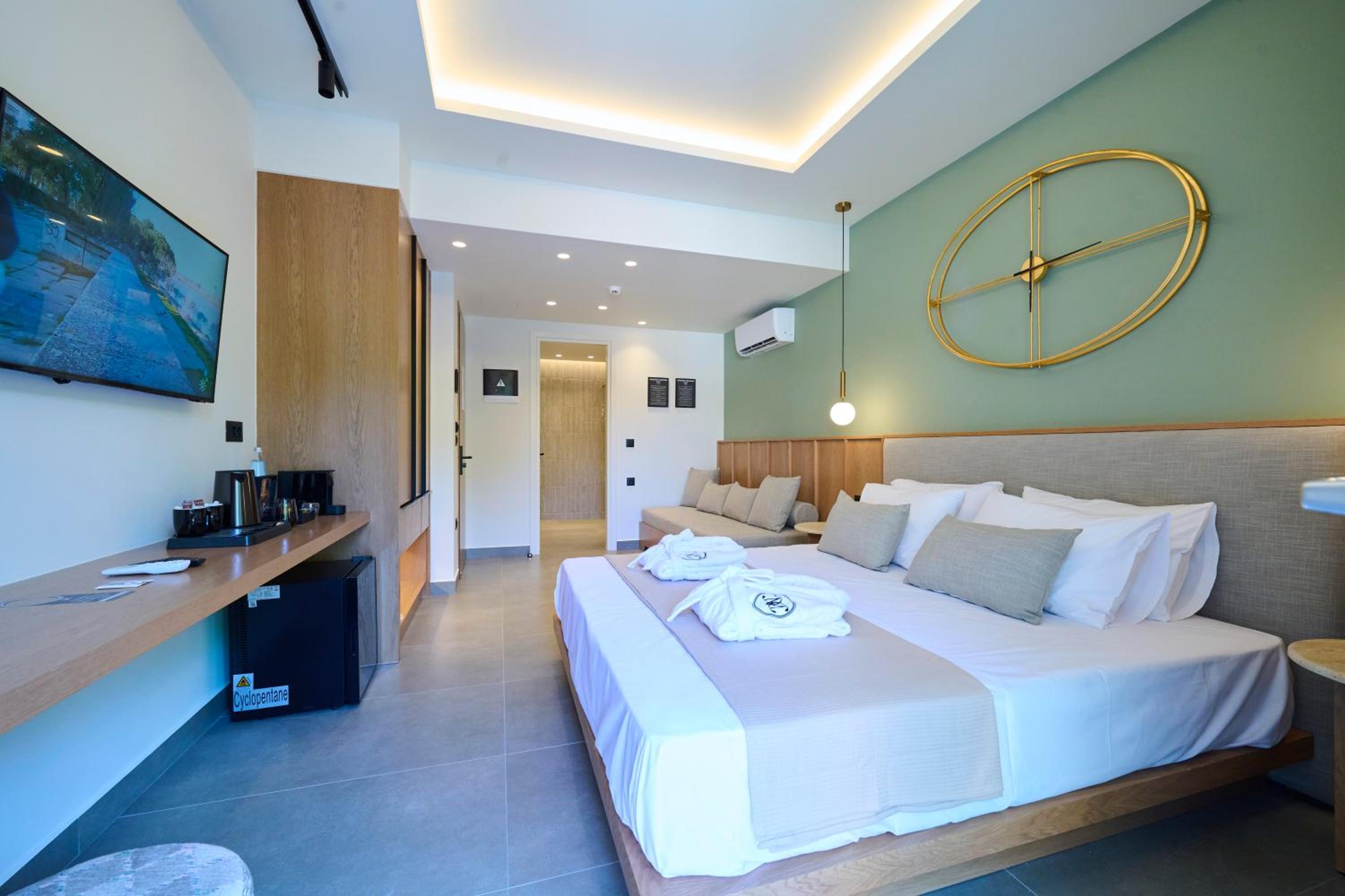 Comfort Triple Room