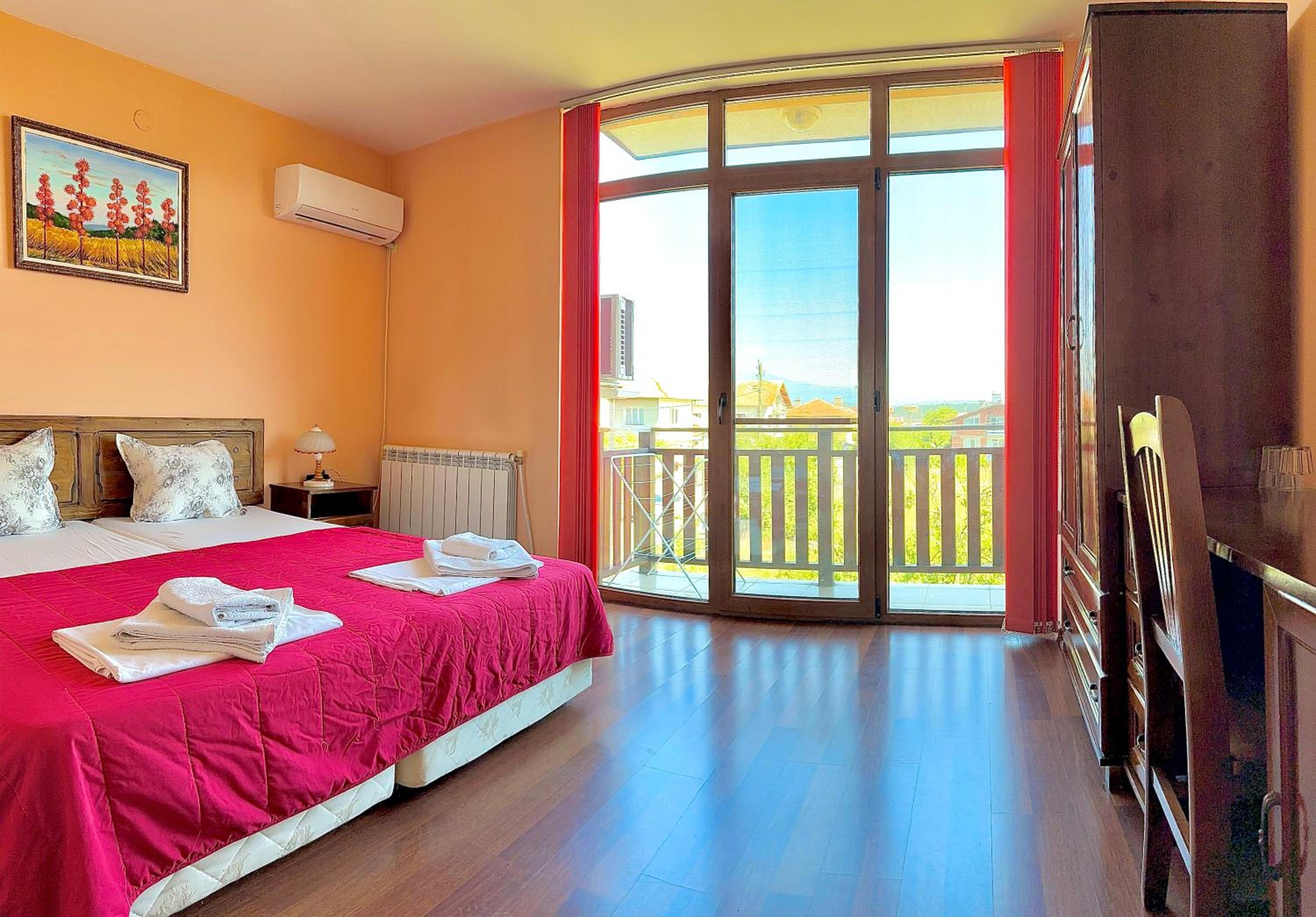 Double or Twin Room with Extra Bed photo 3