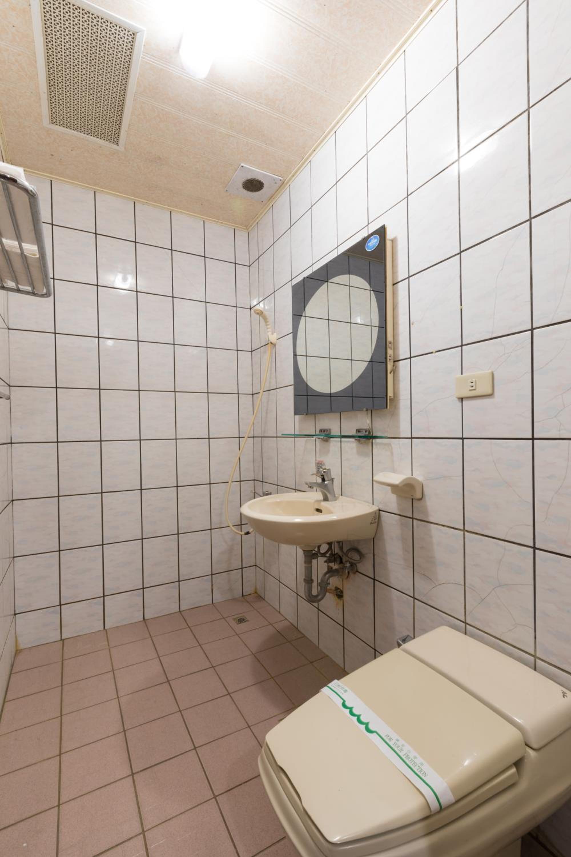 Quadruple Room With Private Bathroom photo 2