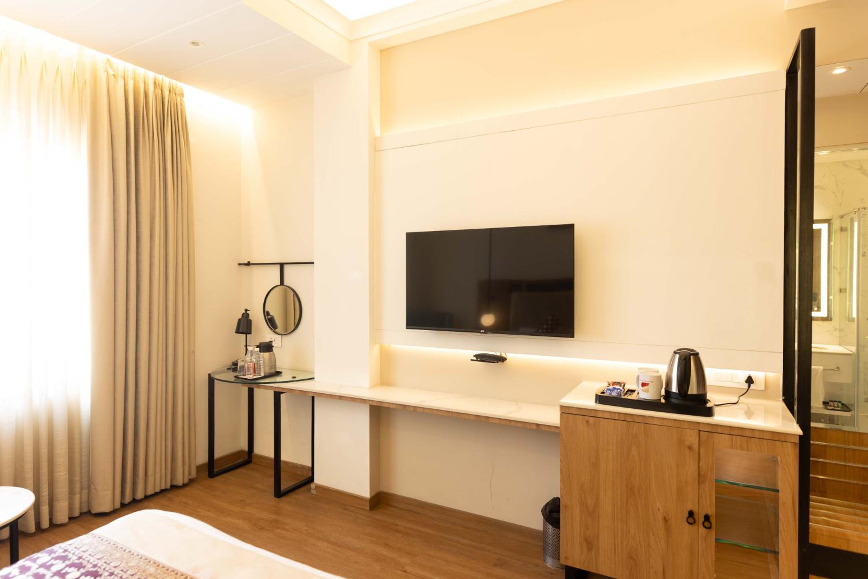 Deluxe Suite