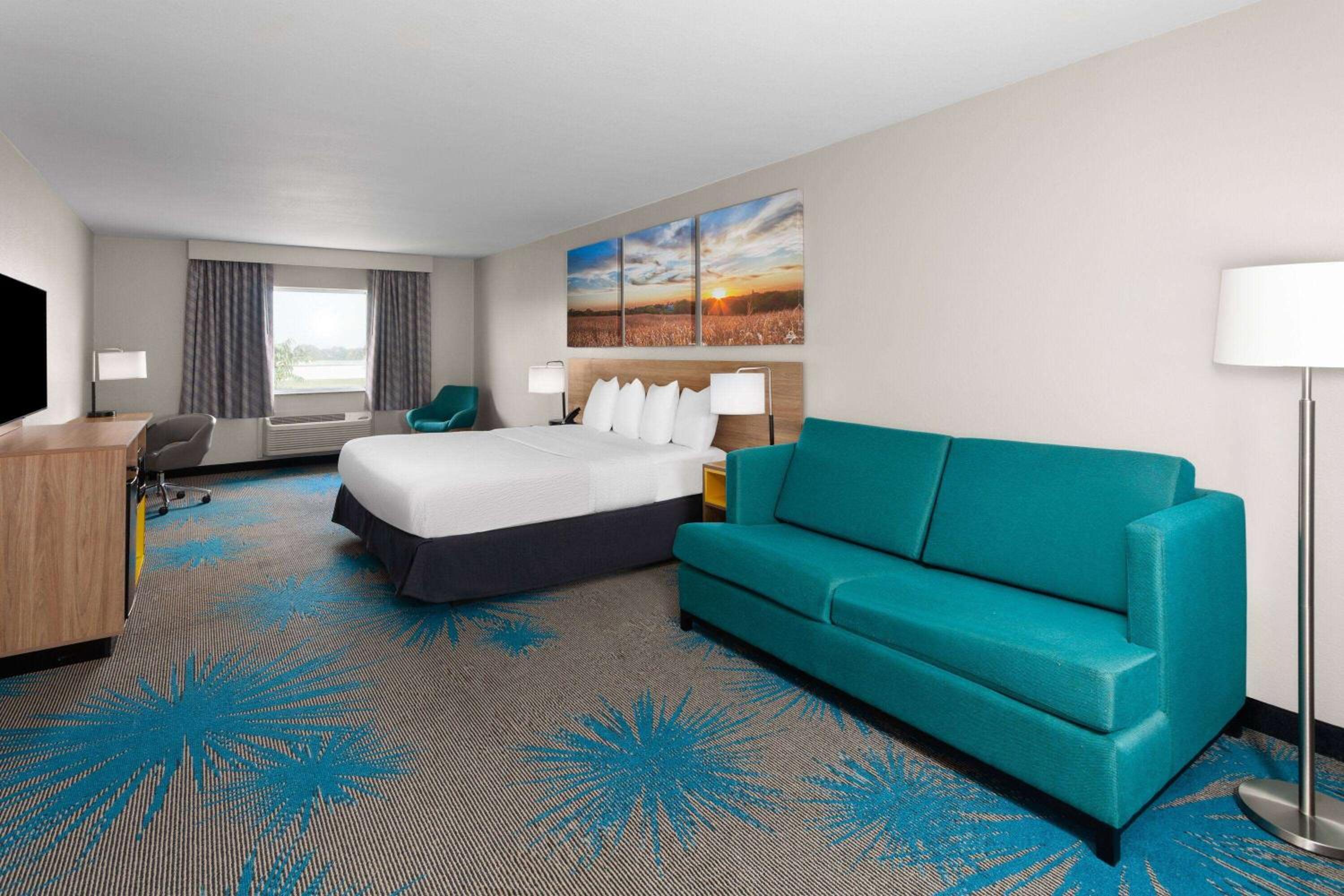 King Room - Non-Smoking - Photo 1