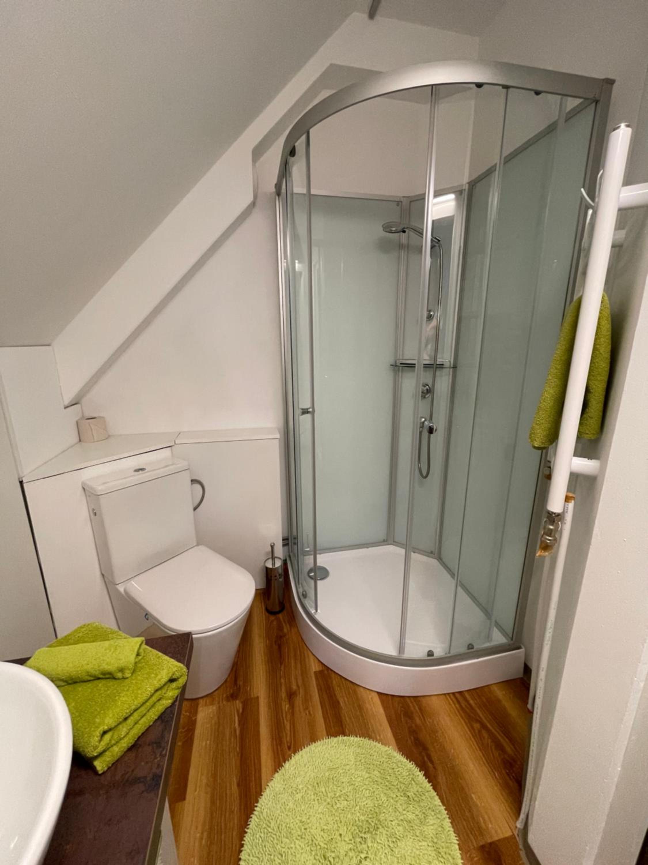 Double Room With Private Bathroom Upper Floor photo 3