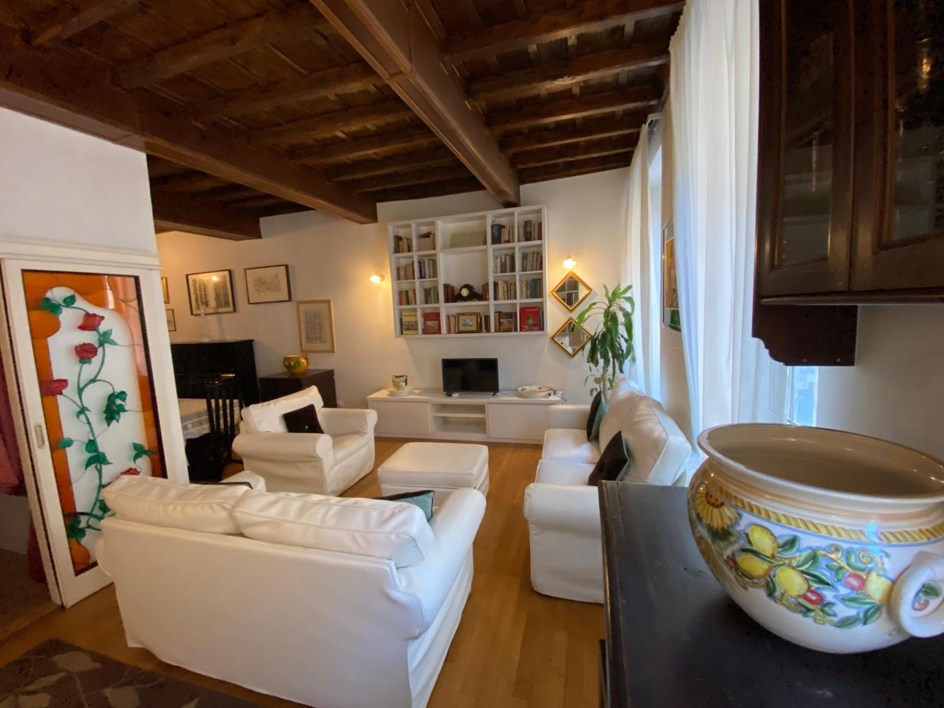 One-Bedroom Apartment with Terrace