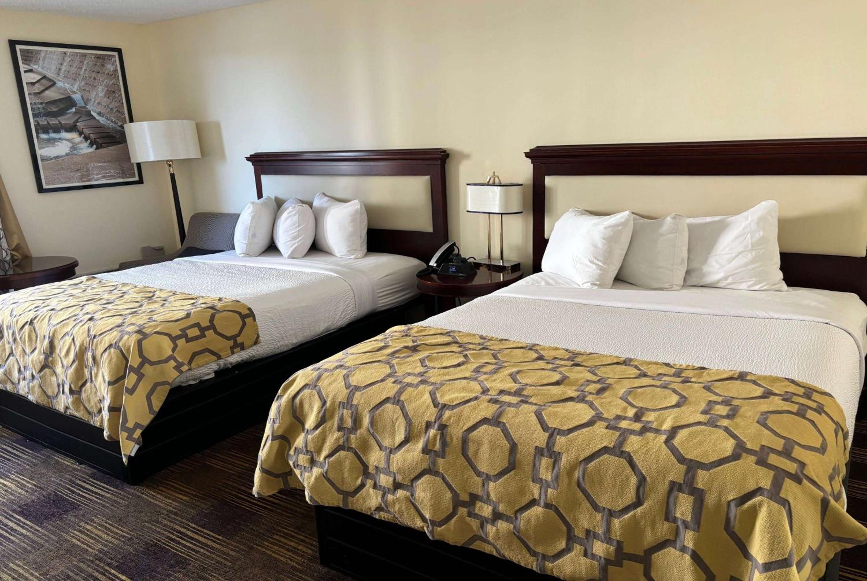 Double Room with Two Double Beds - Non-Smoking - Photo 1