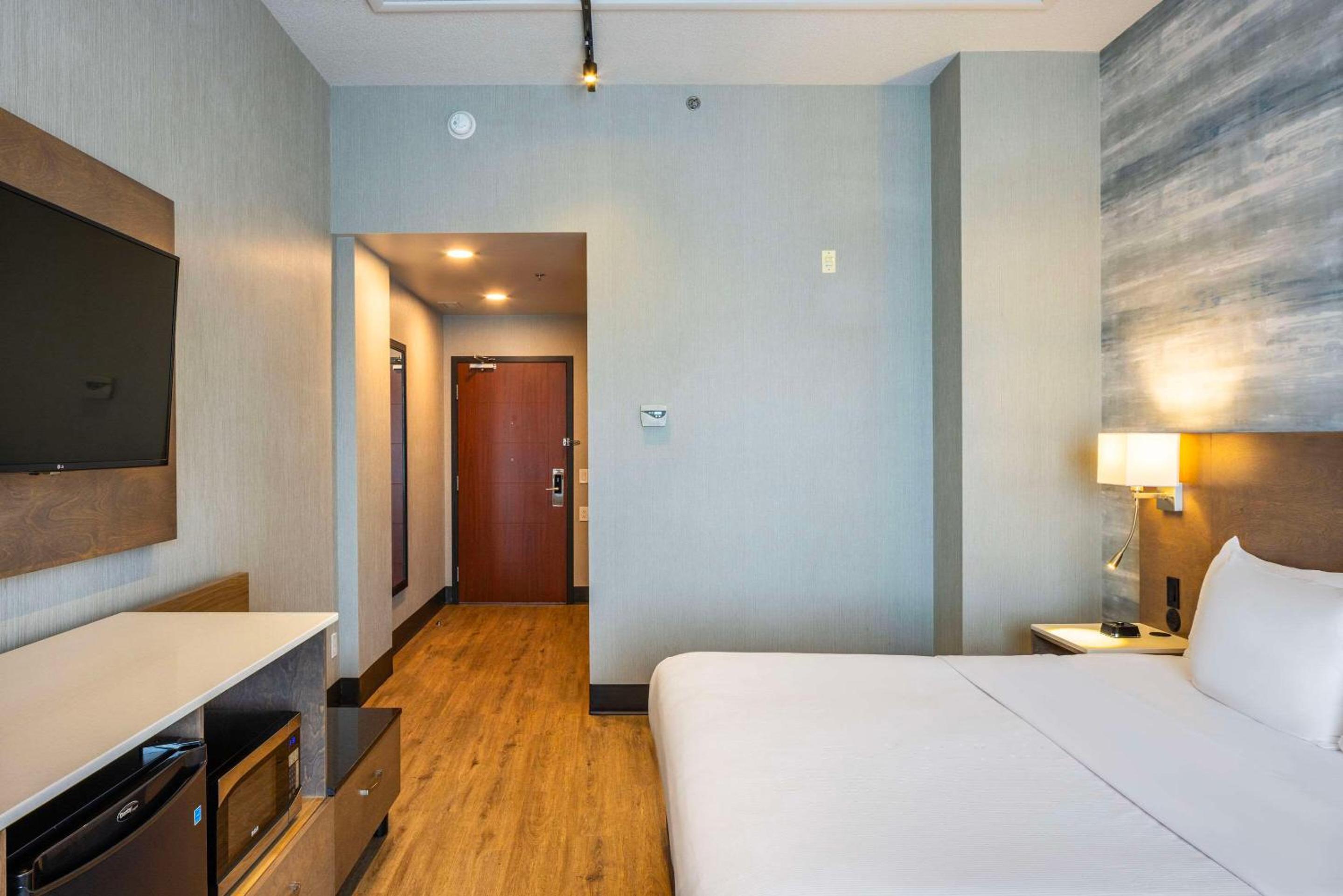 King Room - Disability Access - Photo 4