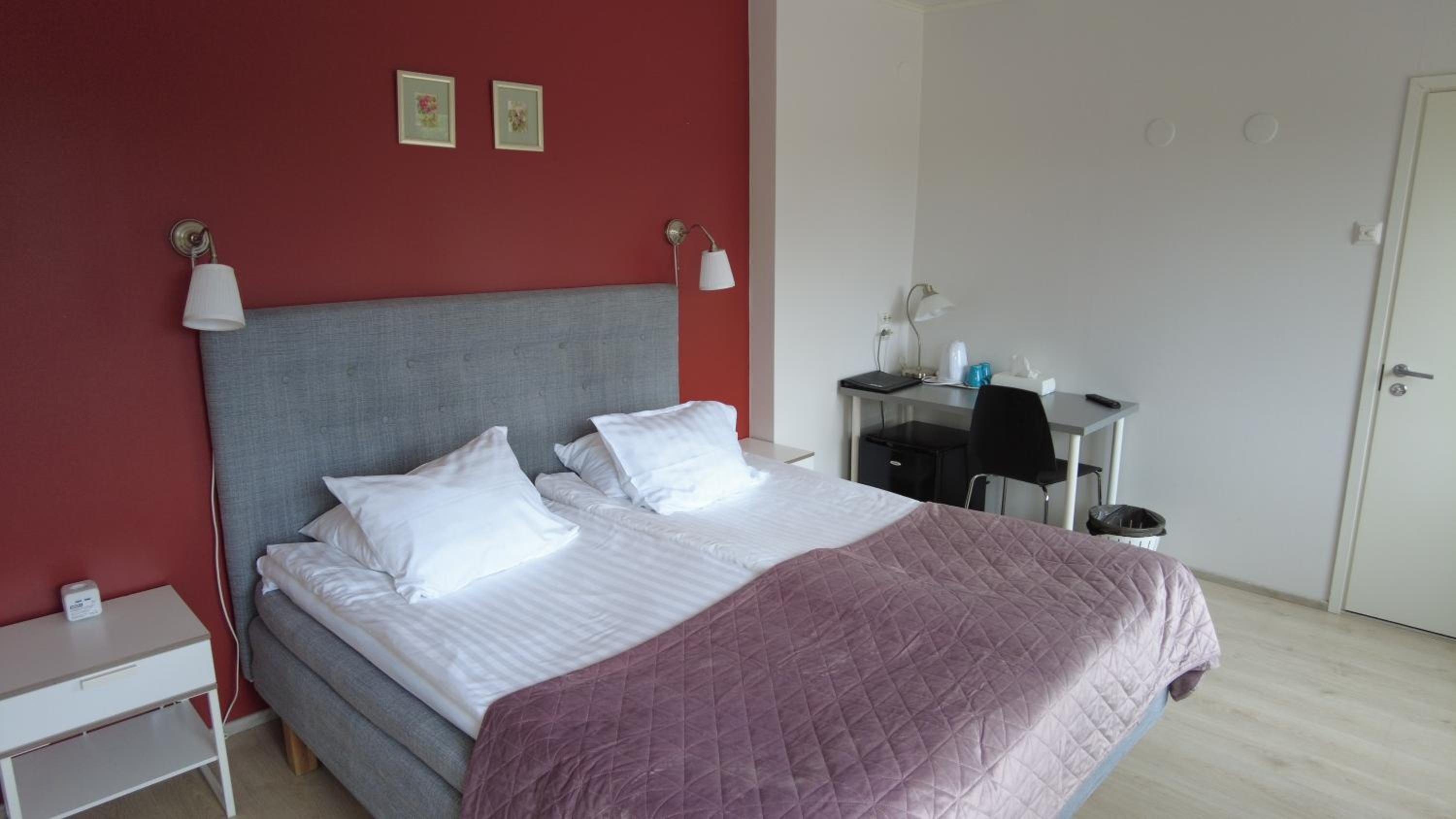 Budget Double Room photo 3