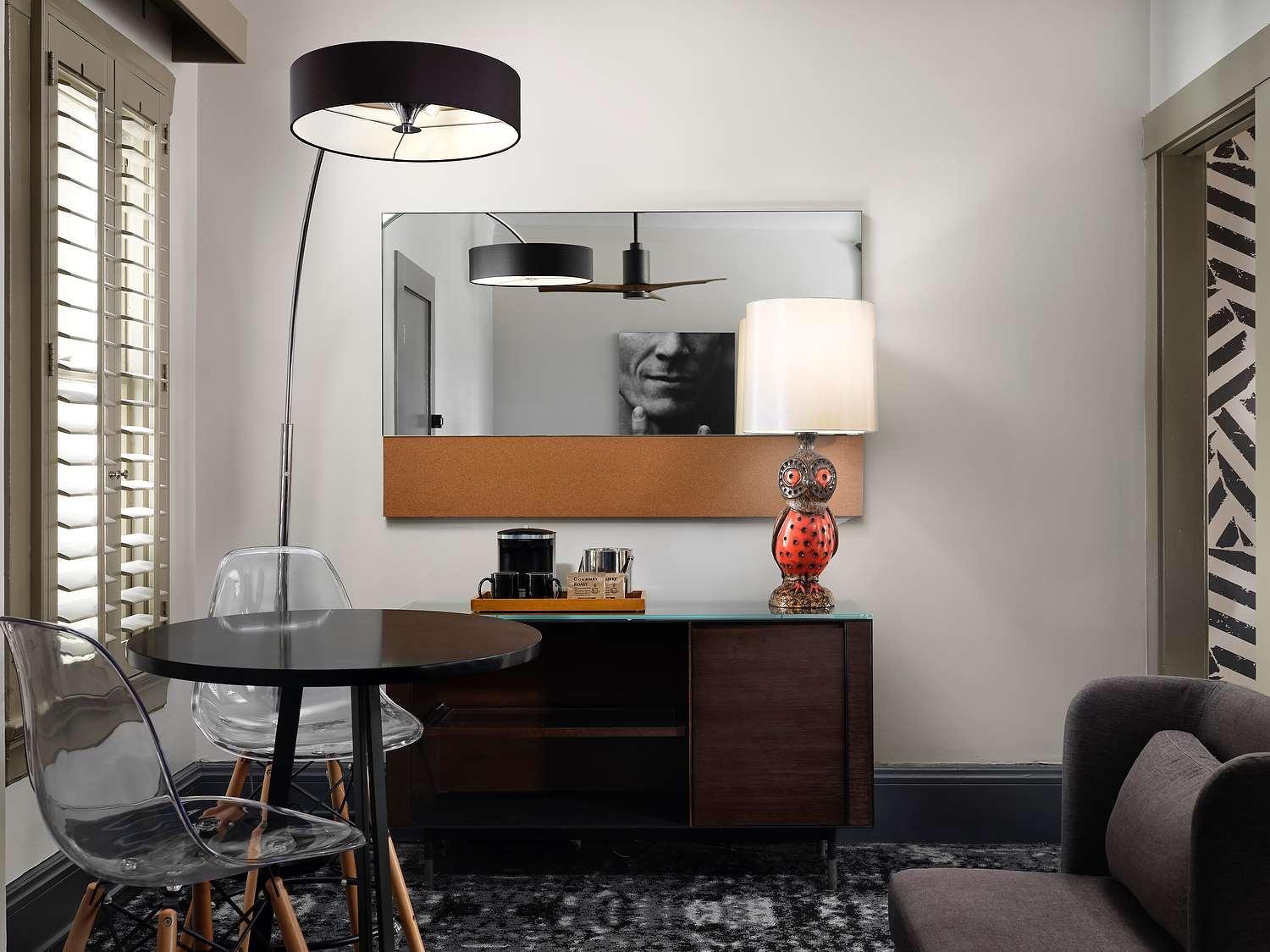 Junior King Suite - Photo 3
