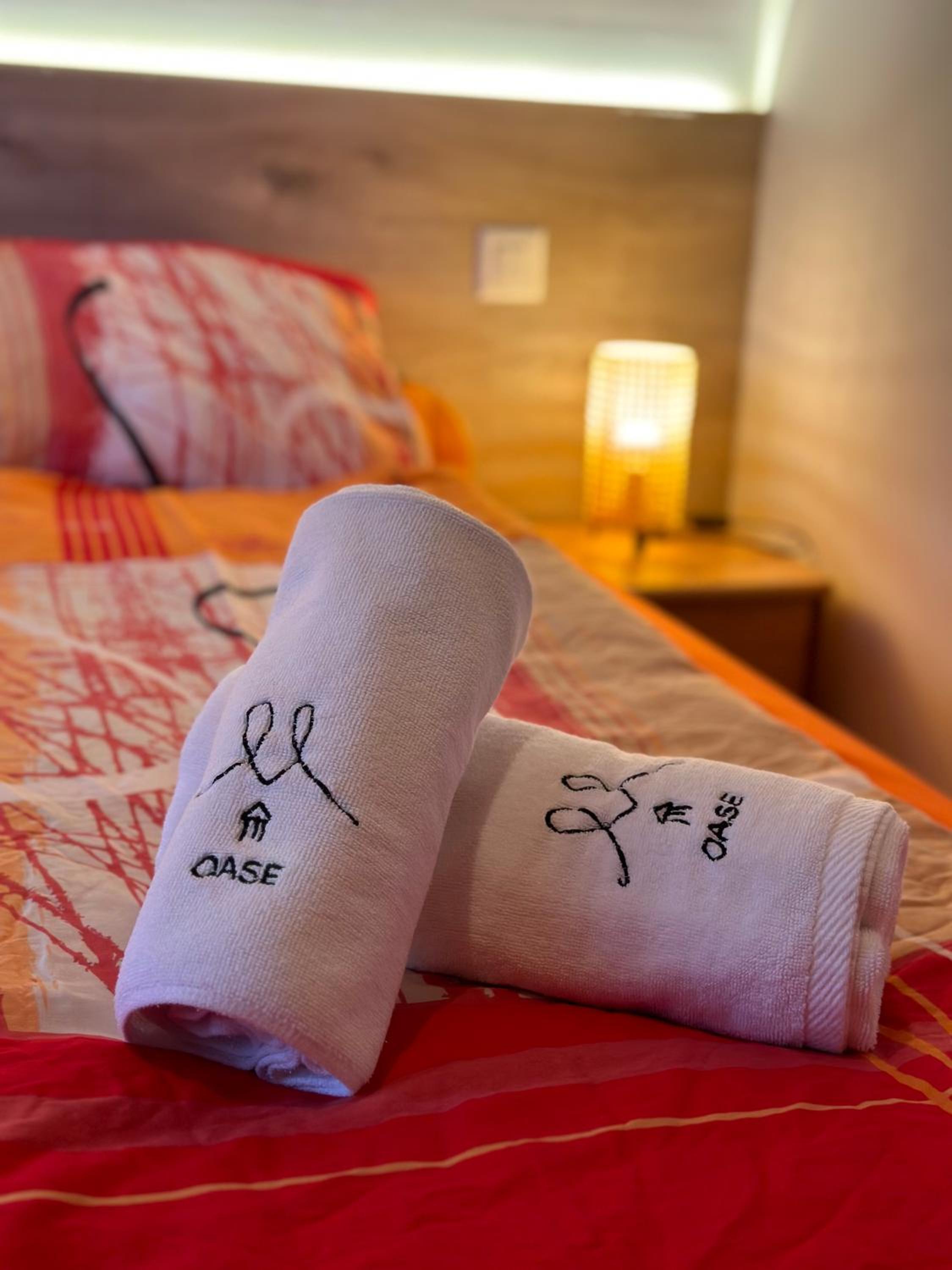 Standard Double Room with Shared Bathroom and Toilet photo 3