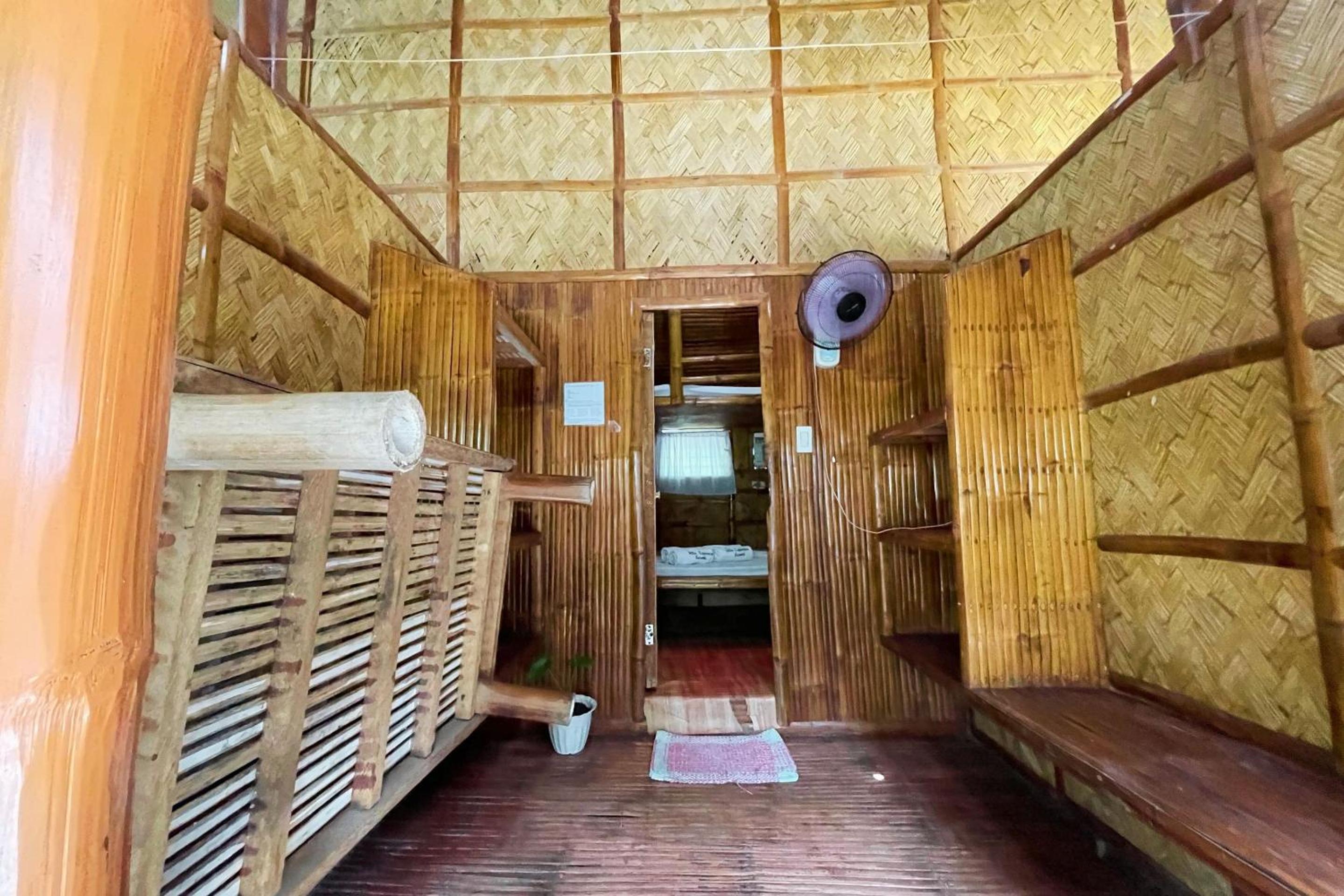Standard Quadruple Room - Photo 5