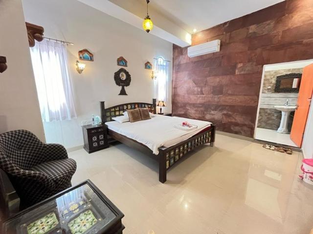 Economy Single Room