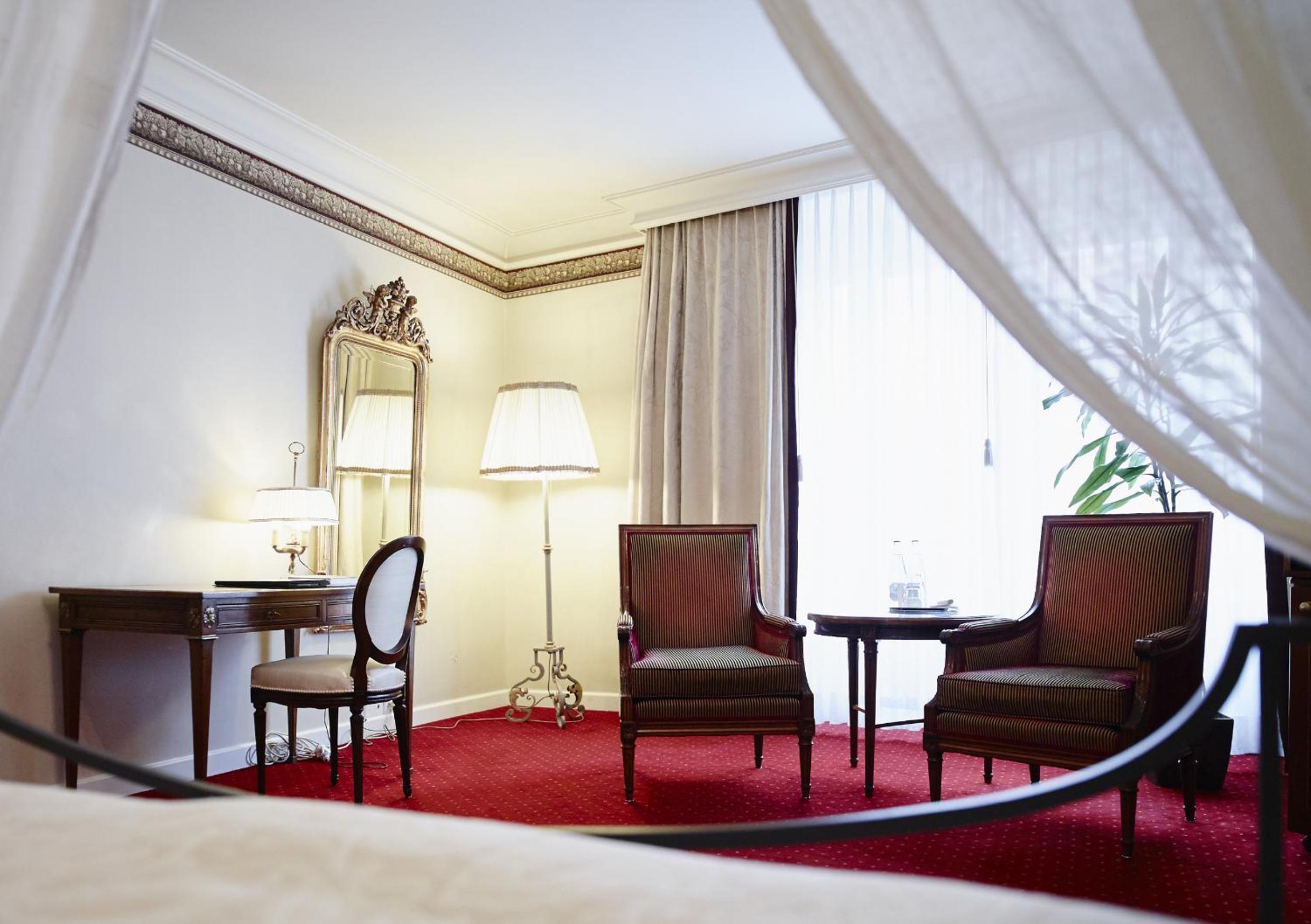 Superior Double or Twin Room - Photo 5