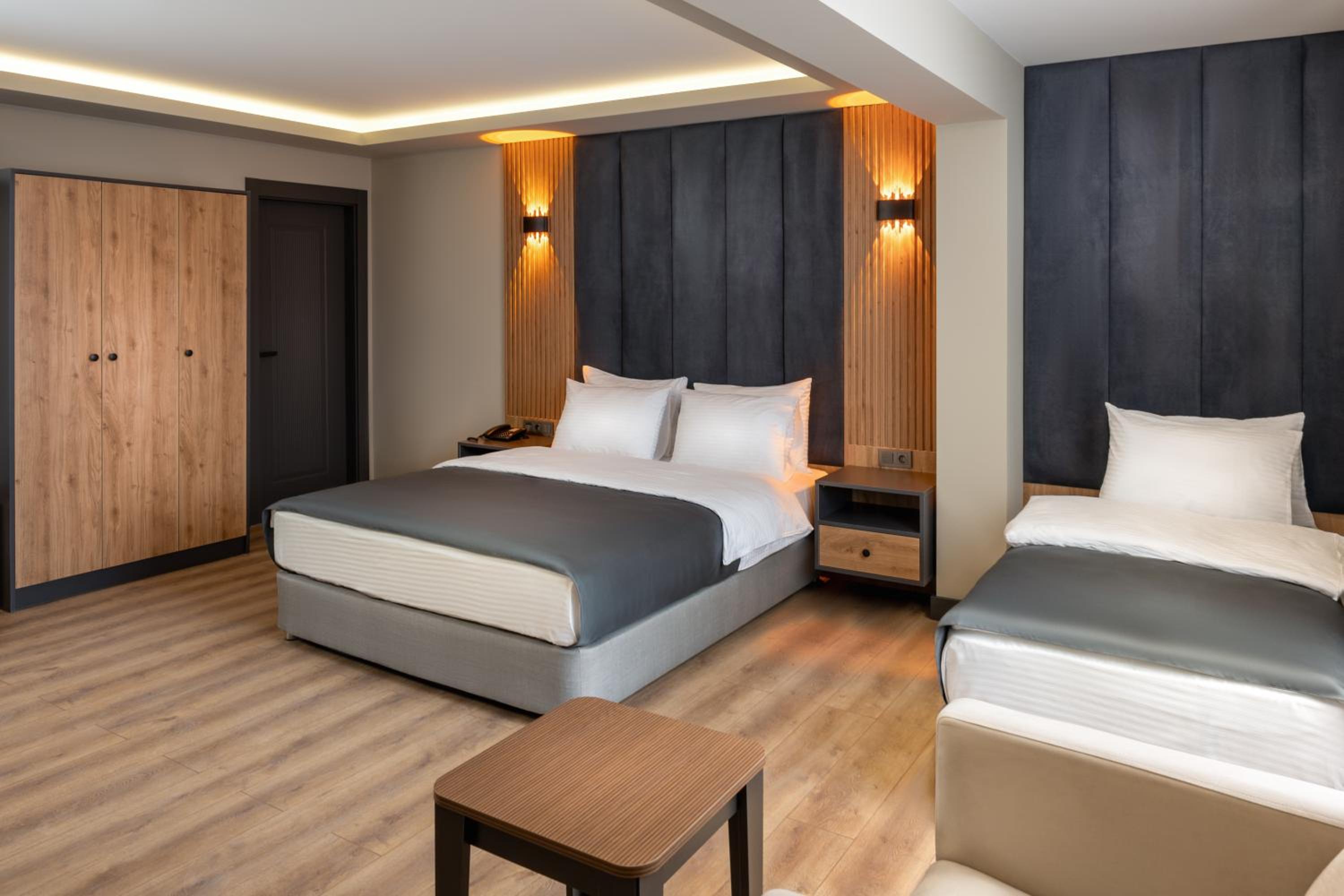 Comfort Quadruple Room