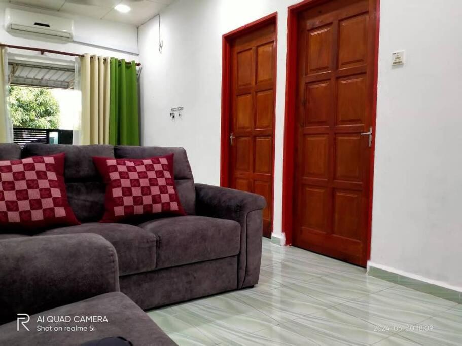 Three-Bedroom House photo 1