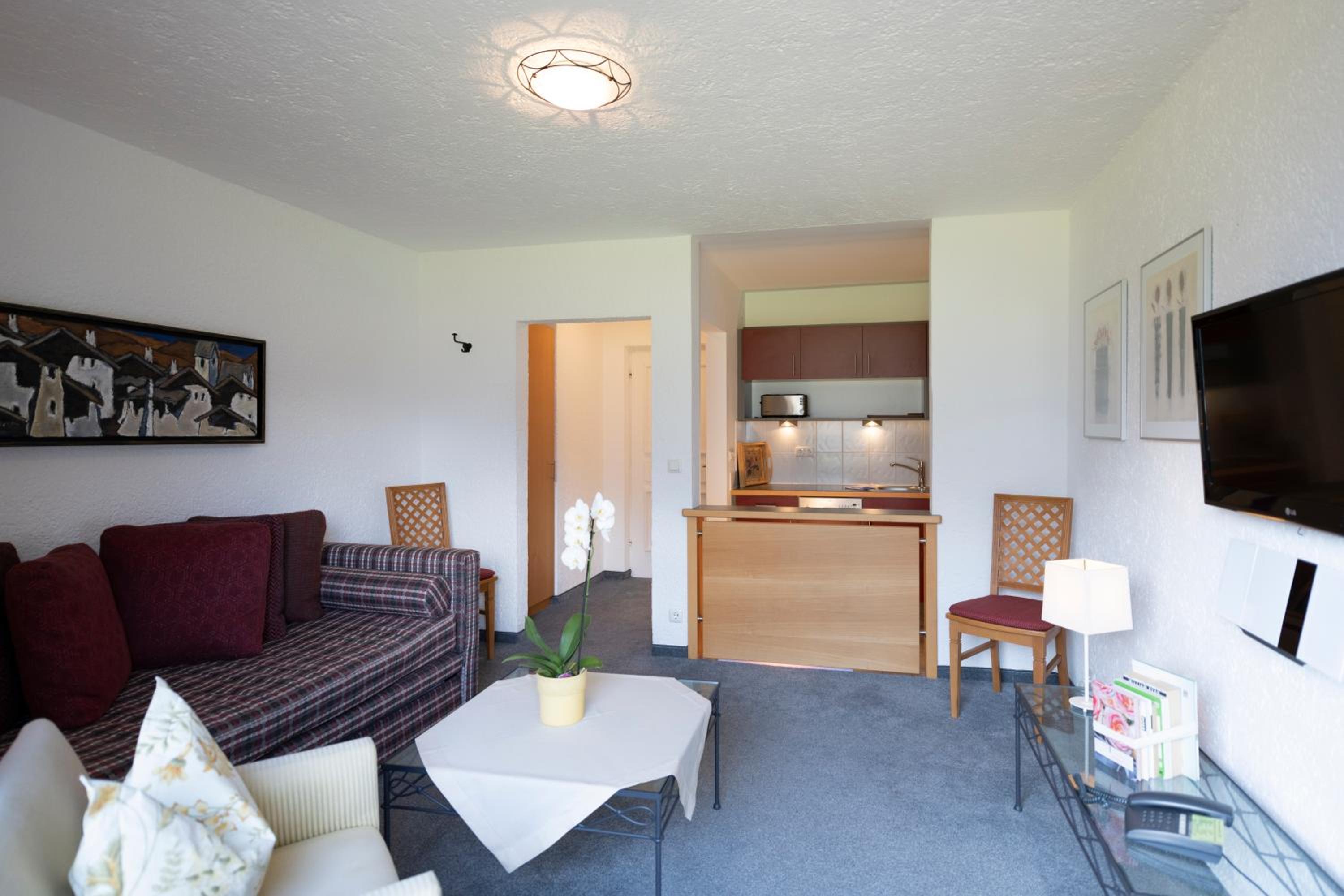 Suite with Lake View - Photo 14