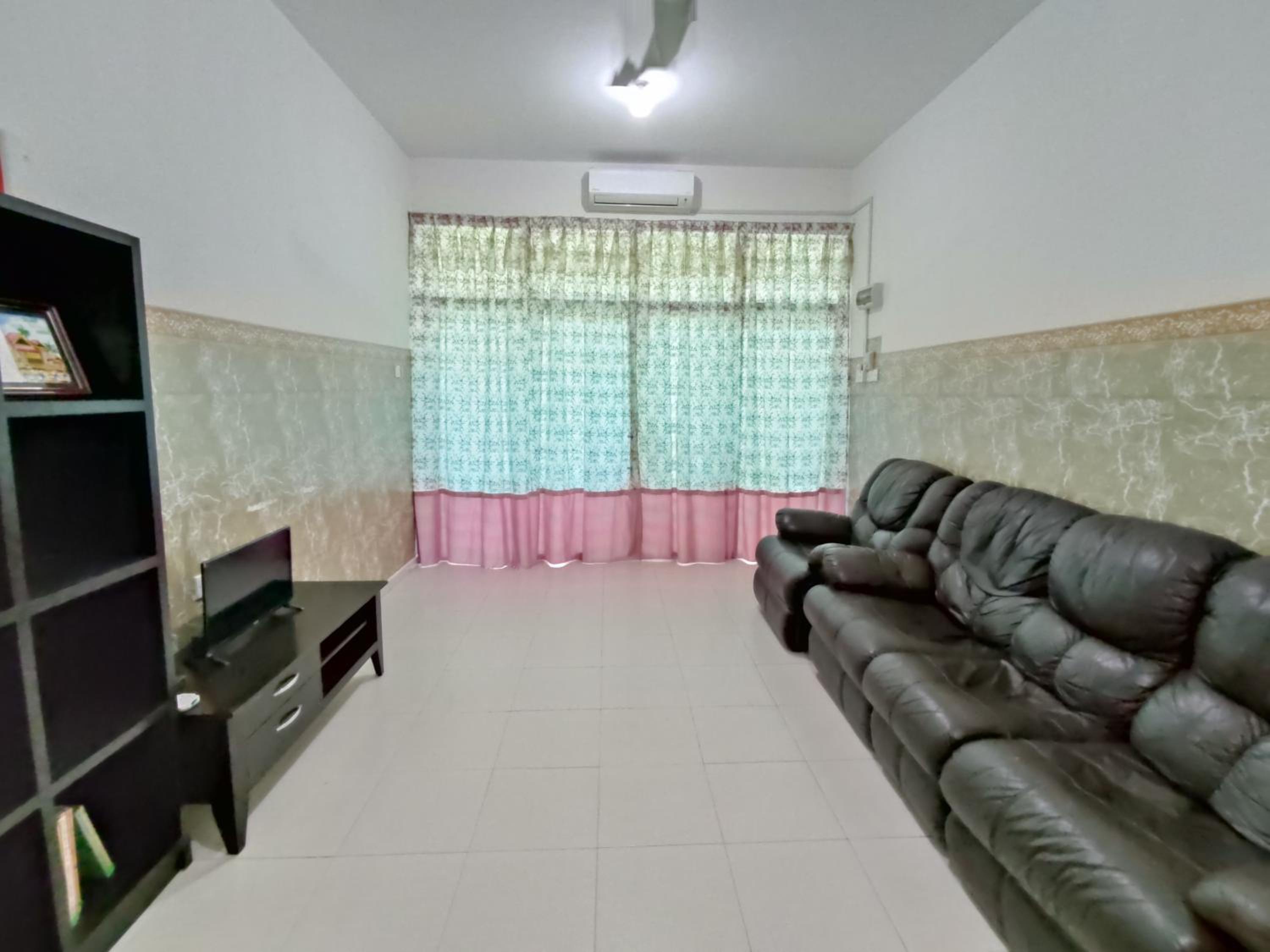 One-Bedroom House photo 1